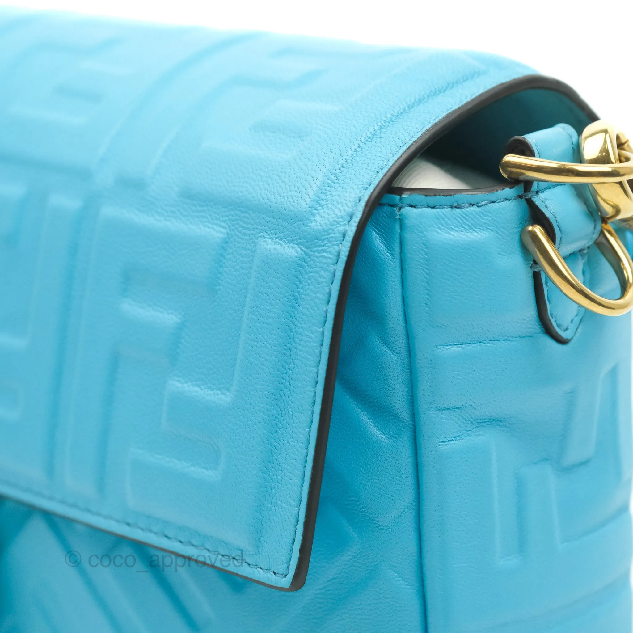 Fendi Medium Baguette Bag Blue Calfskin Gold Hardware