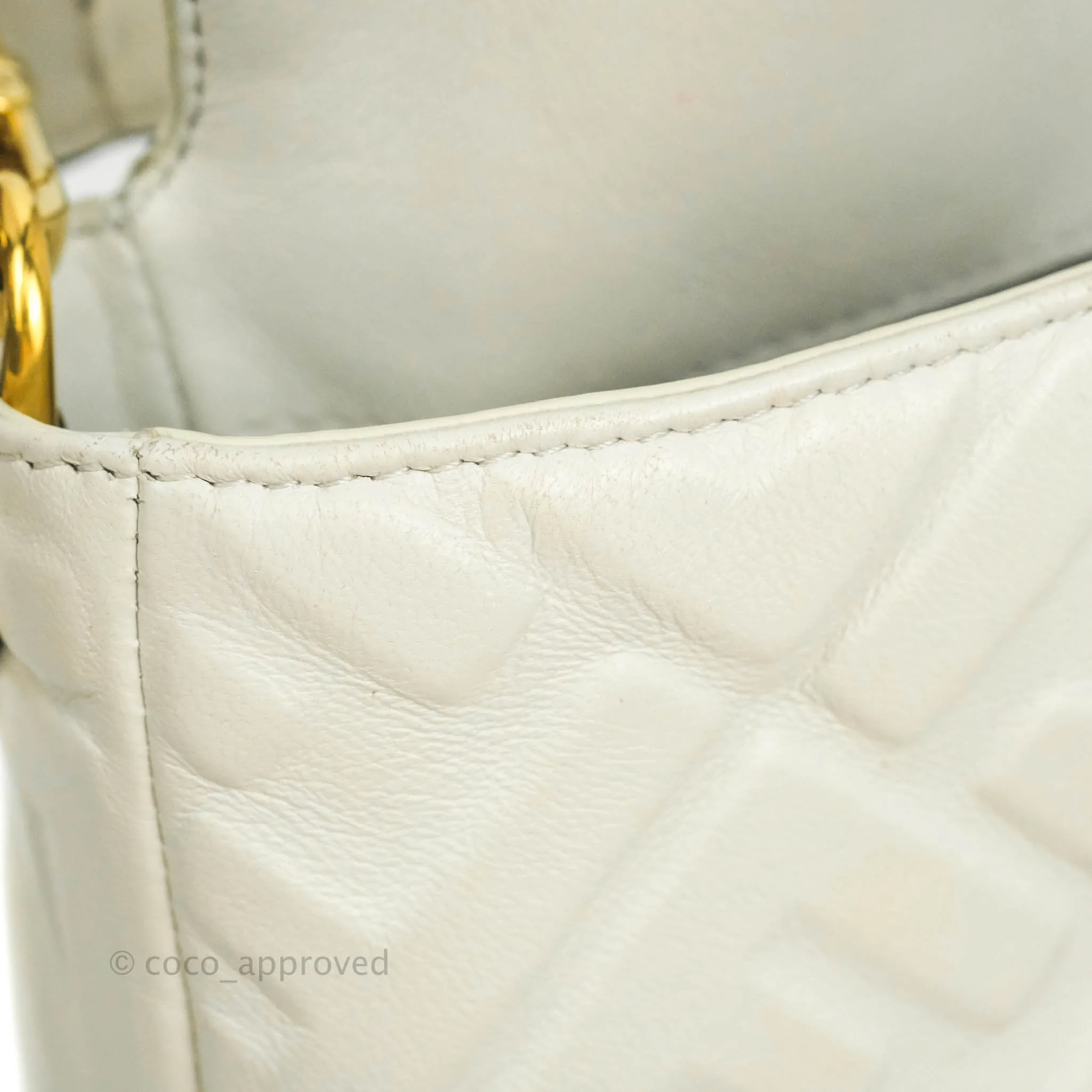 Fendi Medium Baguette Bag White Calfskin Gold Hardware