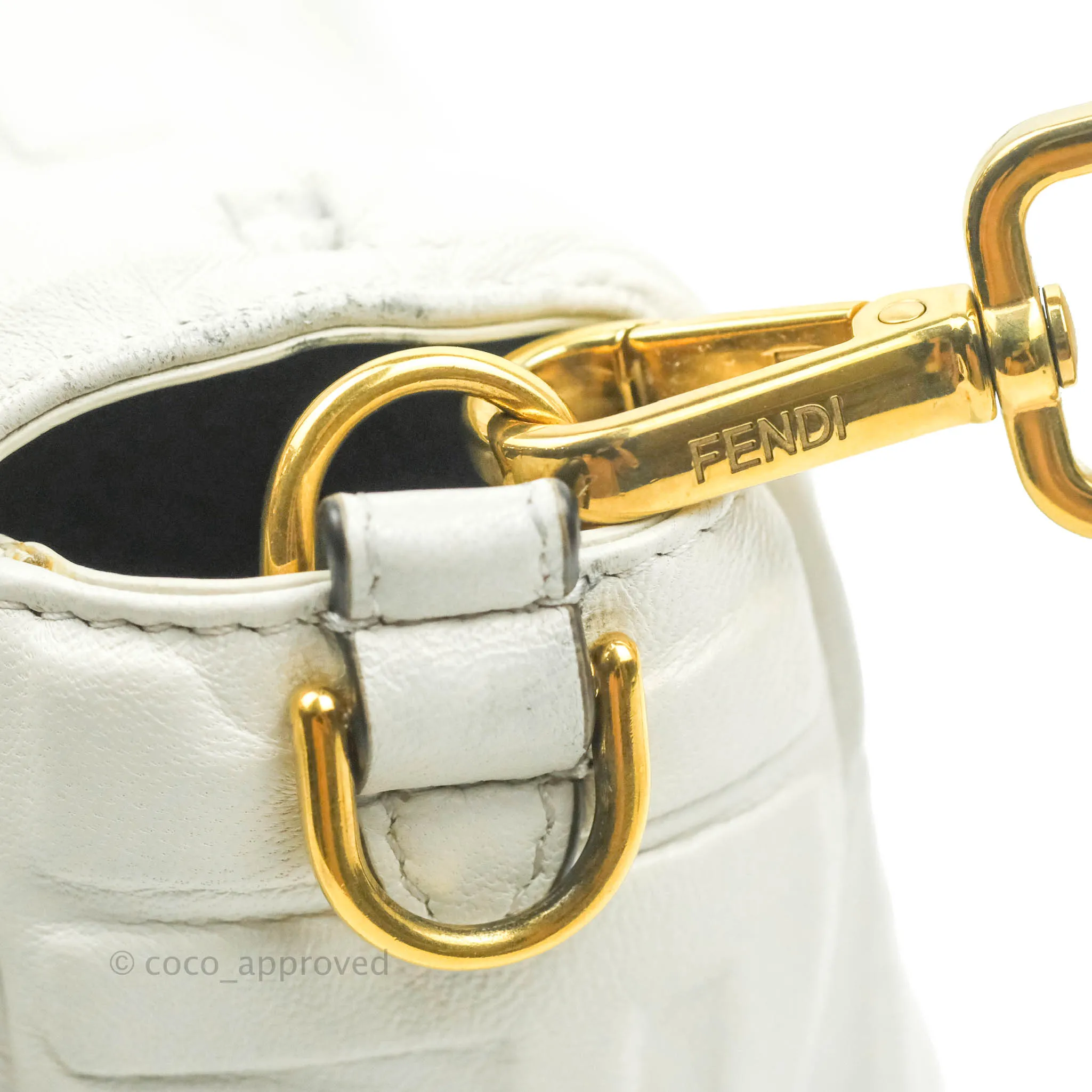 Fendi Medium Baguette Bag White Calfskin Gold Hardware