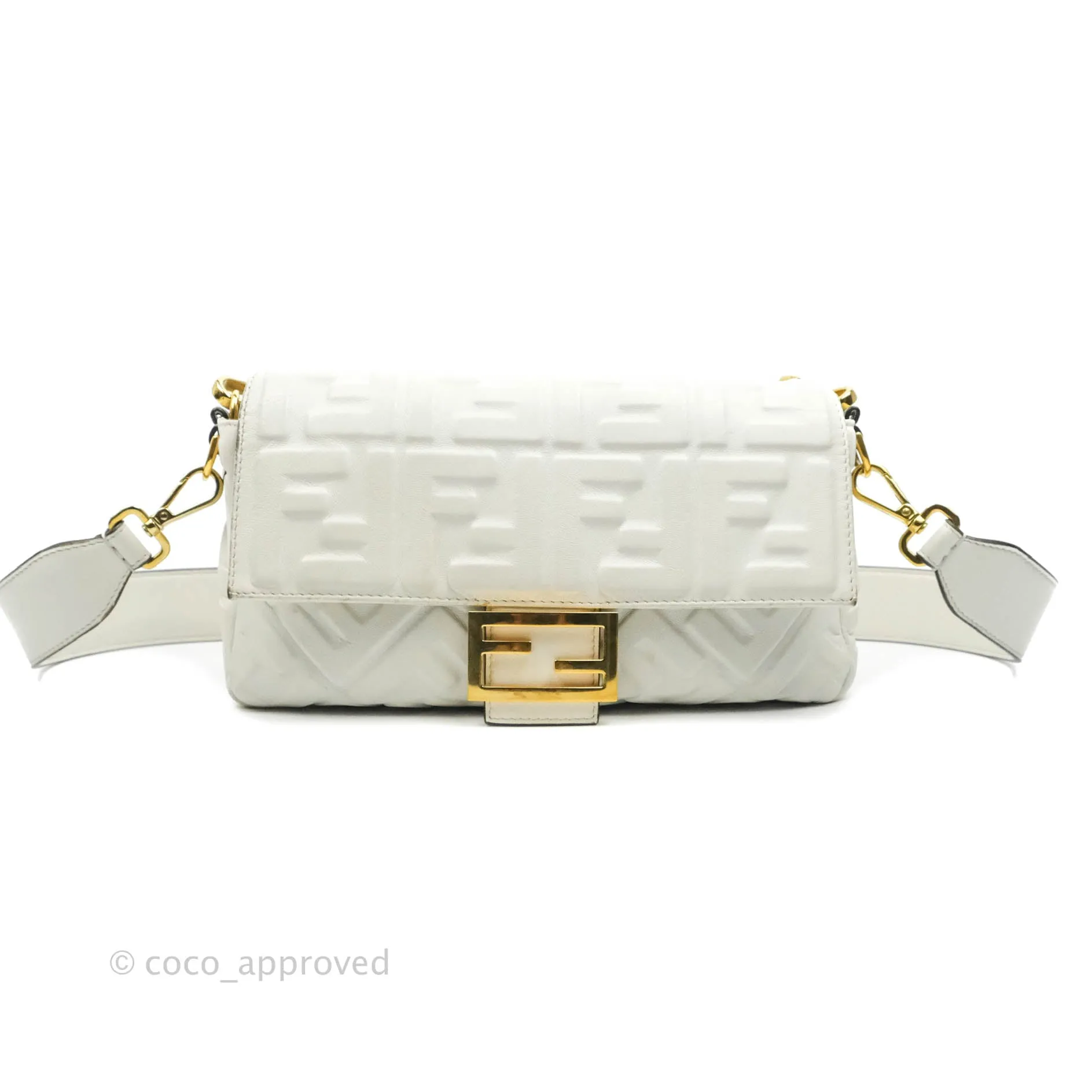 Fendi Medium Baguette Bag White Calfskin Gold Hardware