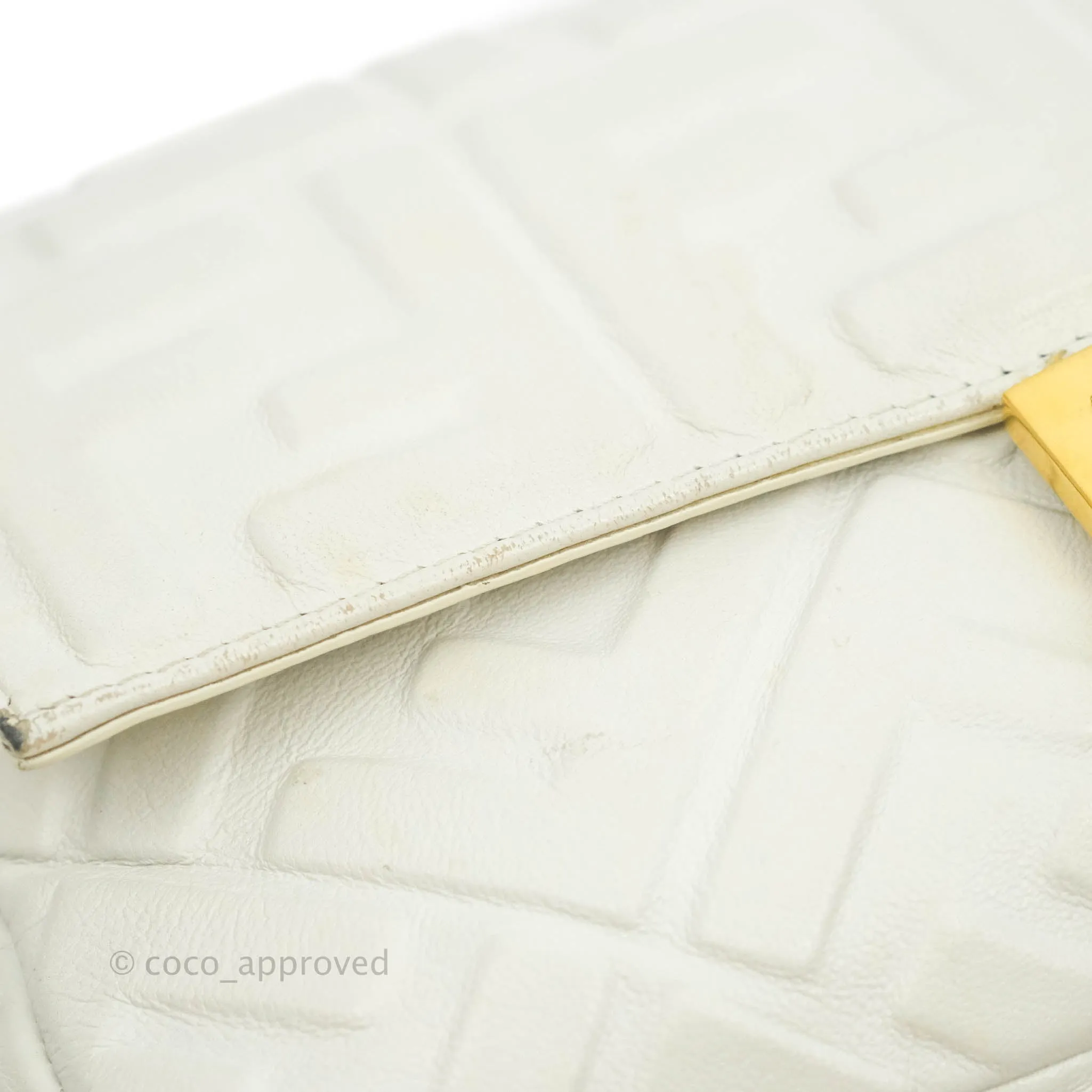 Fendi Medium Baguette Bag White Calfskin Gold Hardware