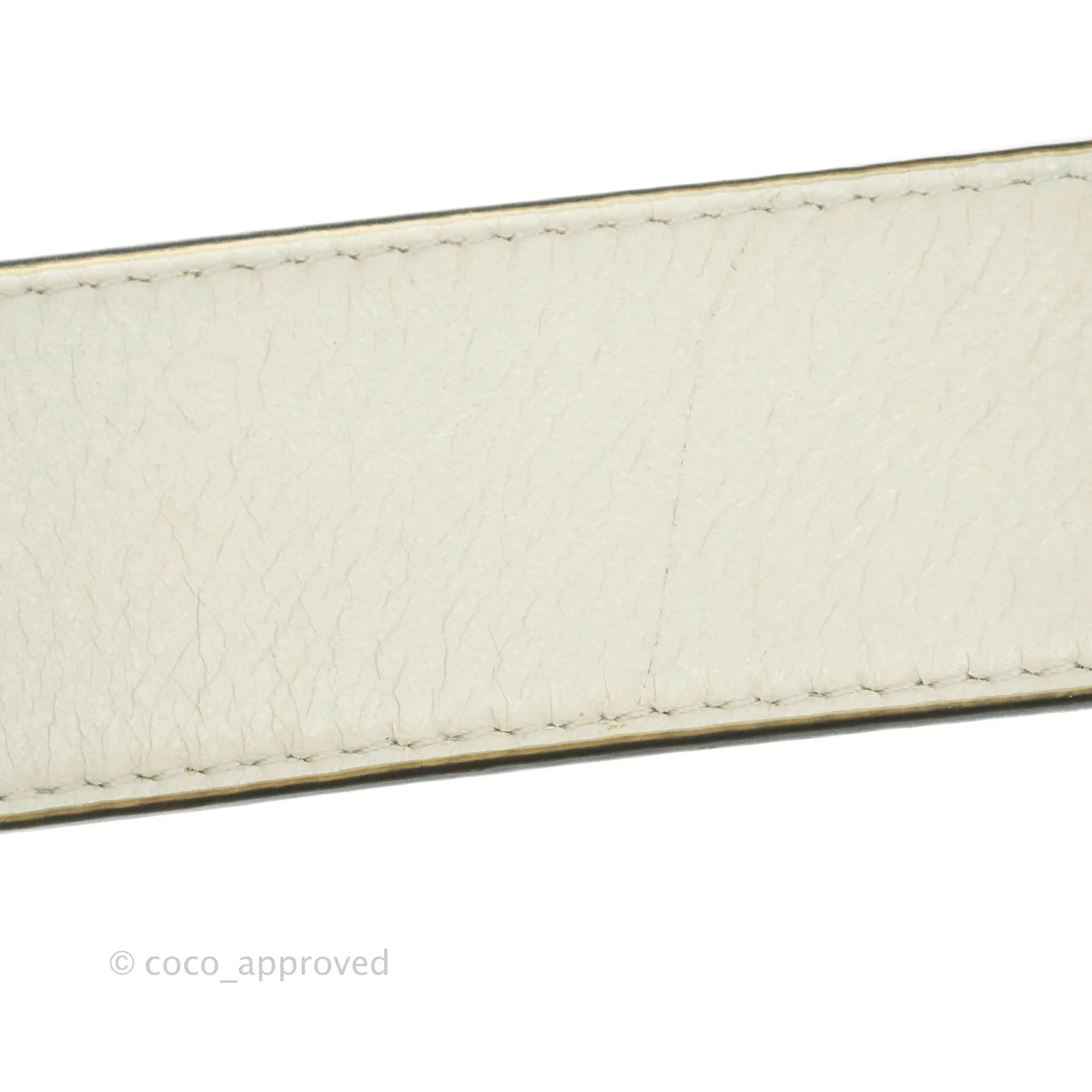 Fendi Medium Baguette Bag White Calfskin Gold Hardware