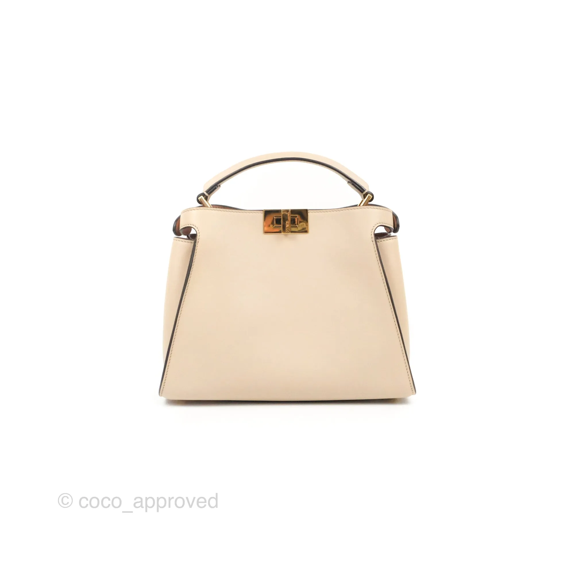 Fendi Peekaboo Iconic Essentially Bag Light Beige