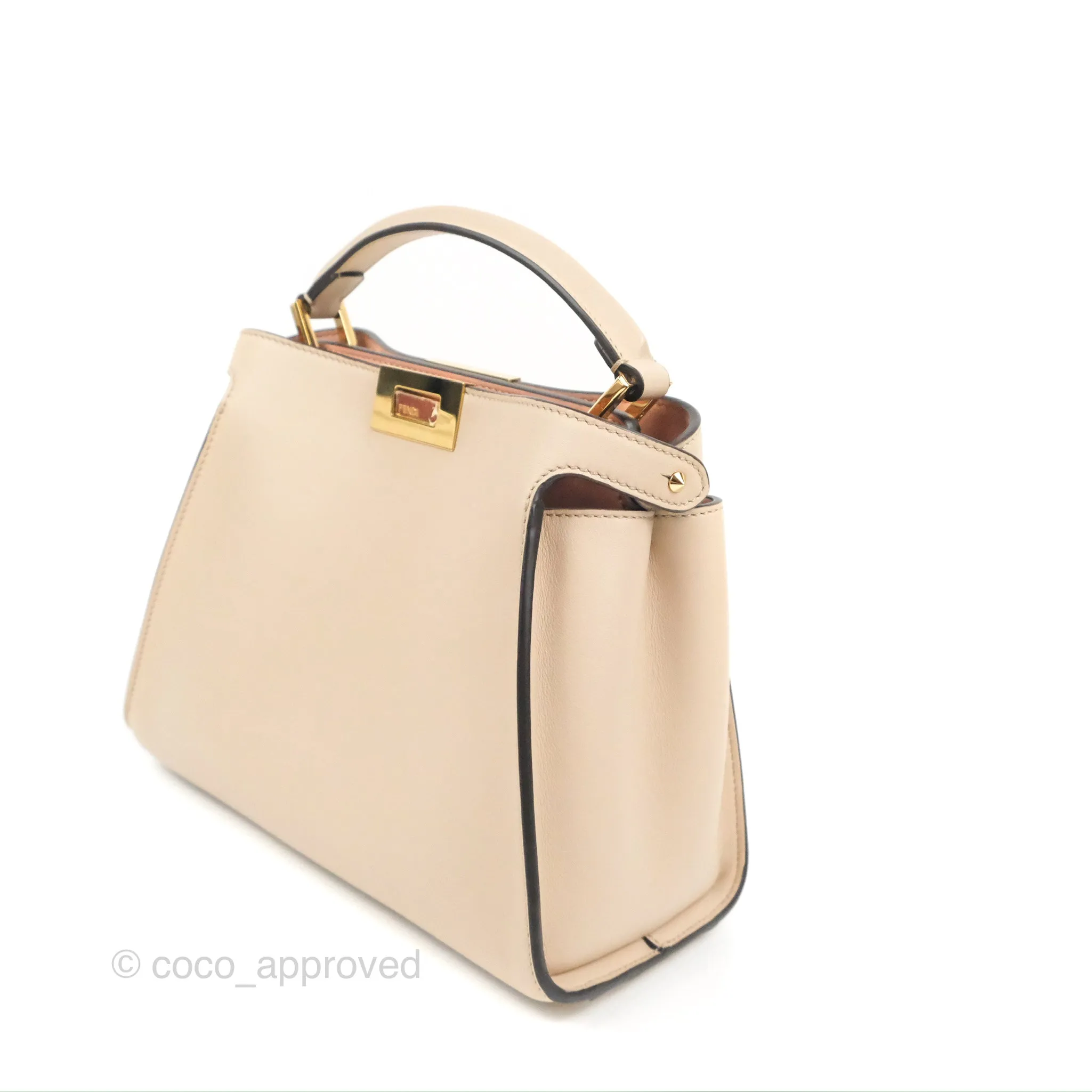 Fendi Peekaboo Iconic Essentially Bag Light Beige