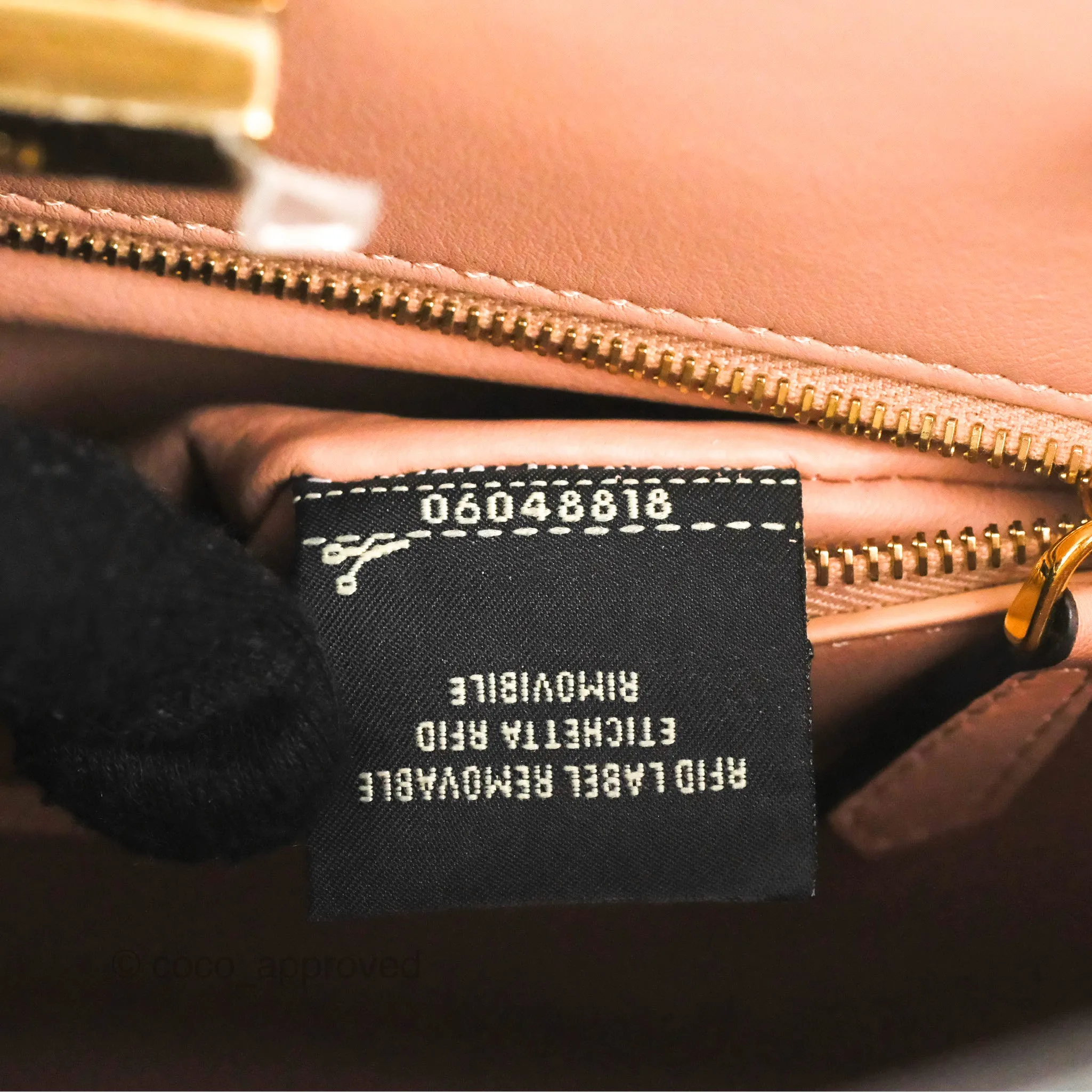 Fendi Peekaboo Iconic Essentially Bag Light Beige