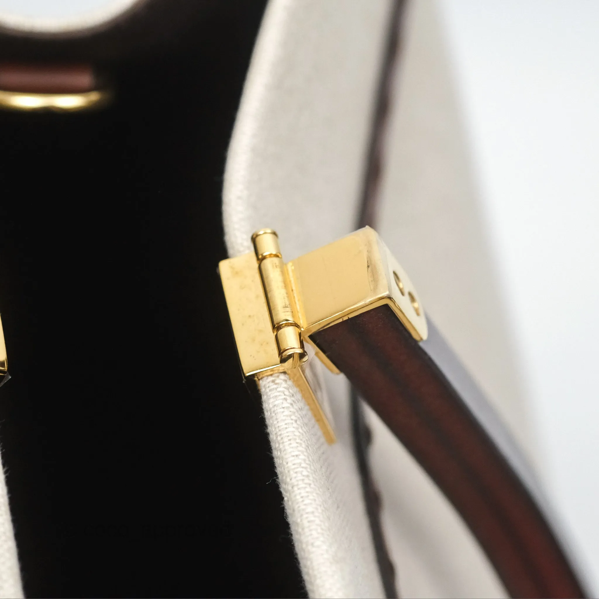 Fendi Sunshine Medium Tote Beige Fabric
