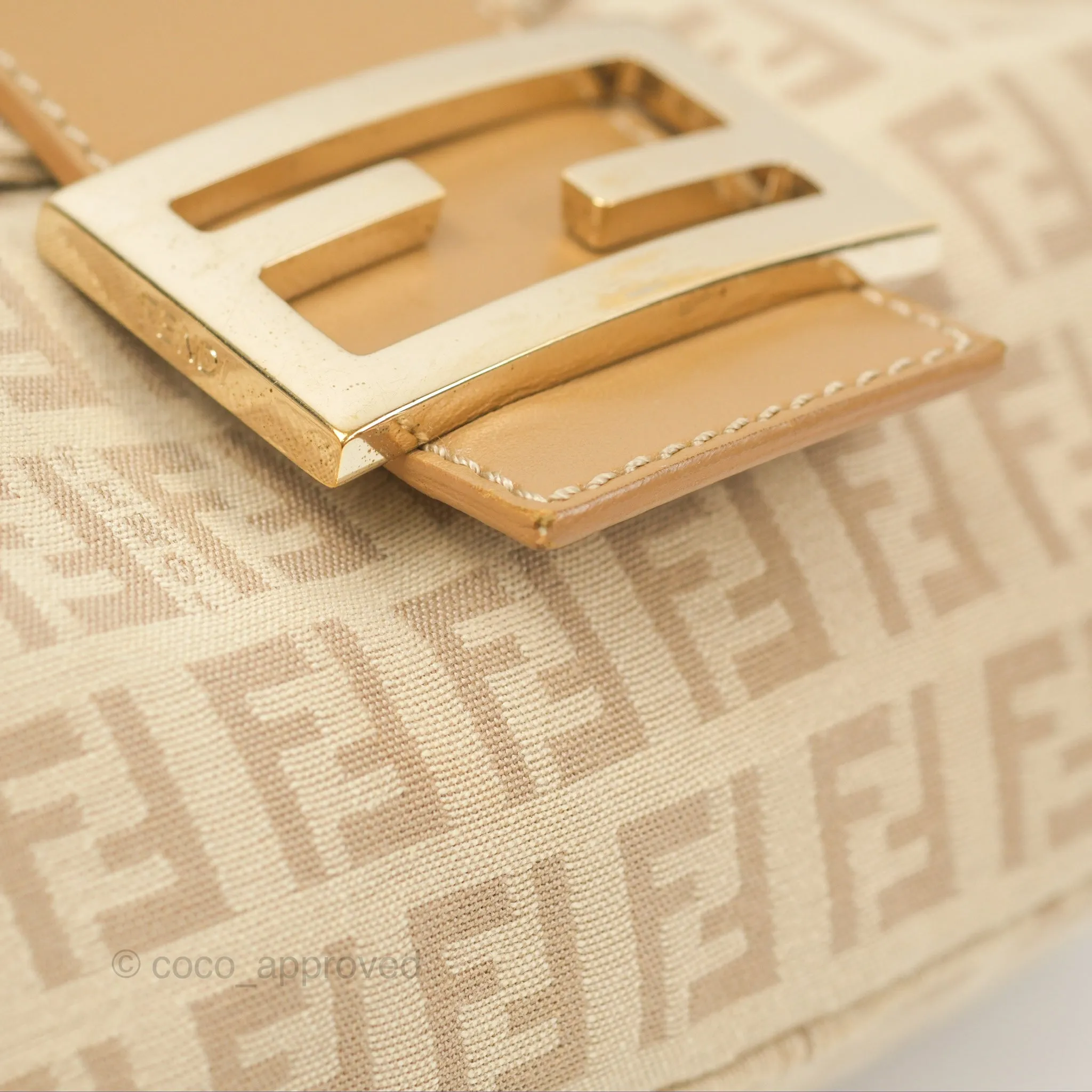 Fendi Vintage Baguette Shoulder Bag Beige Zucchino Canvas