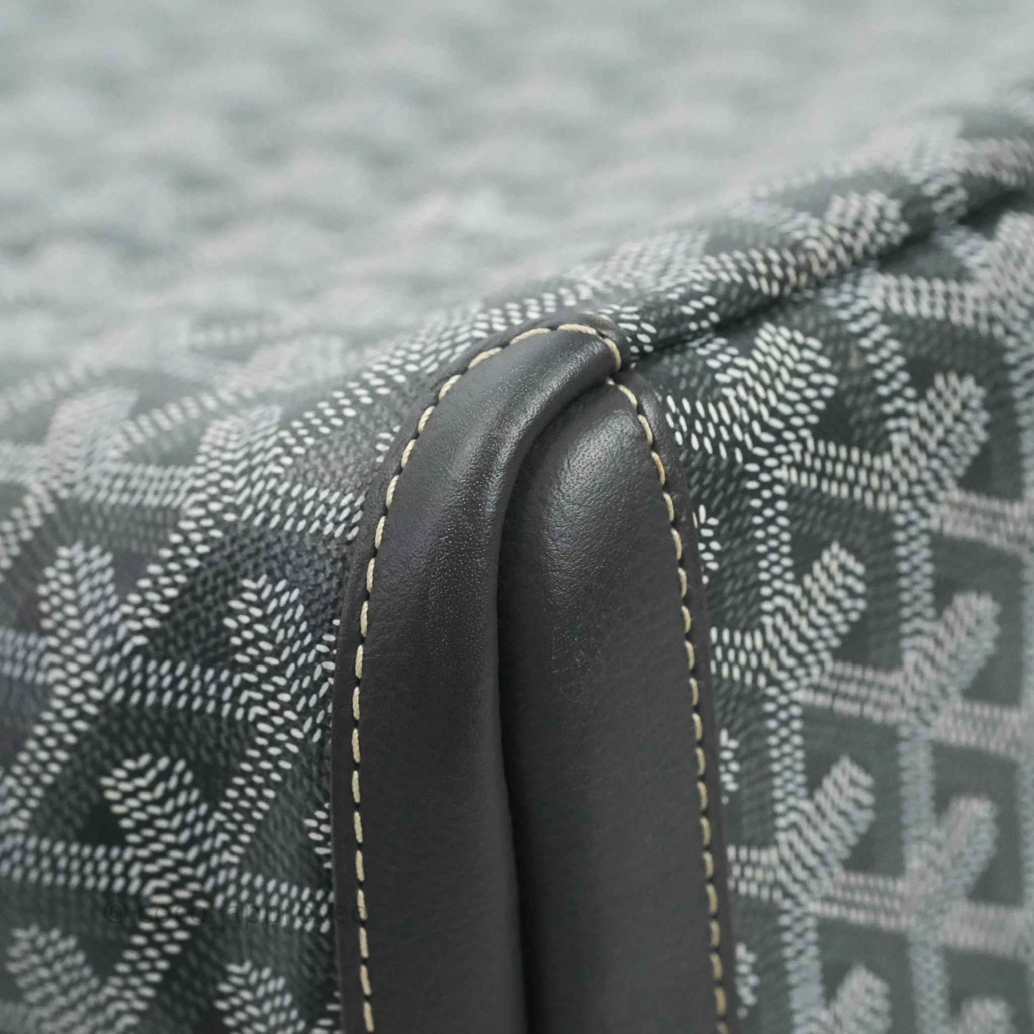 Goyard Artois Grey Goyardine Canvas PM
