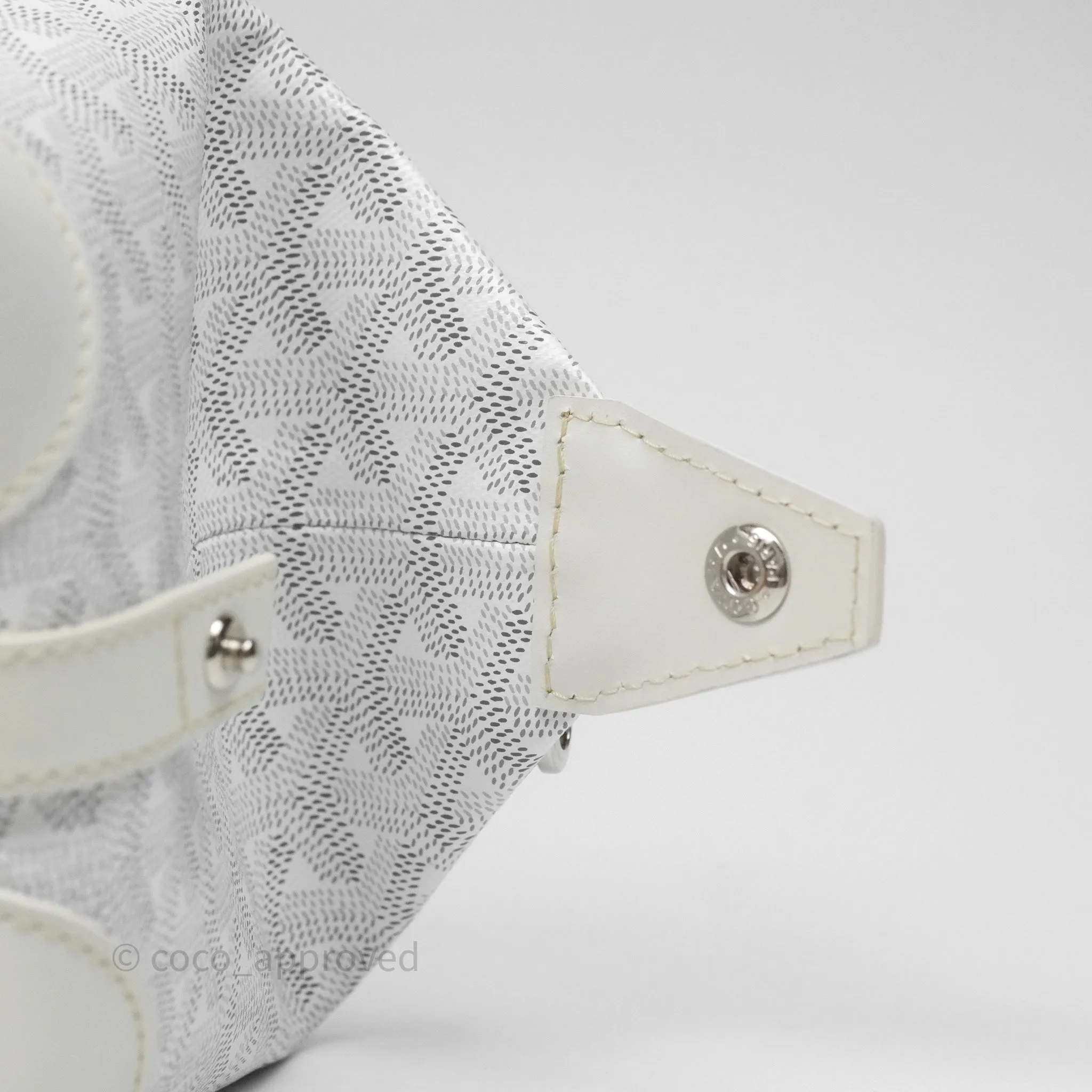 Goyard Bowling 25 Toiletry Bag White Goyardine Canvas