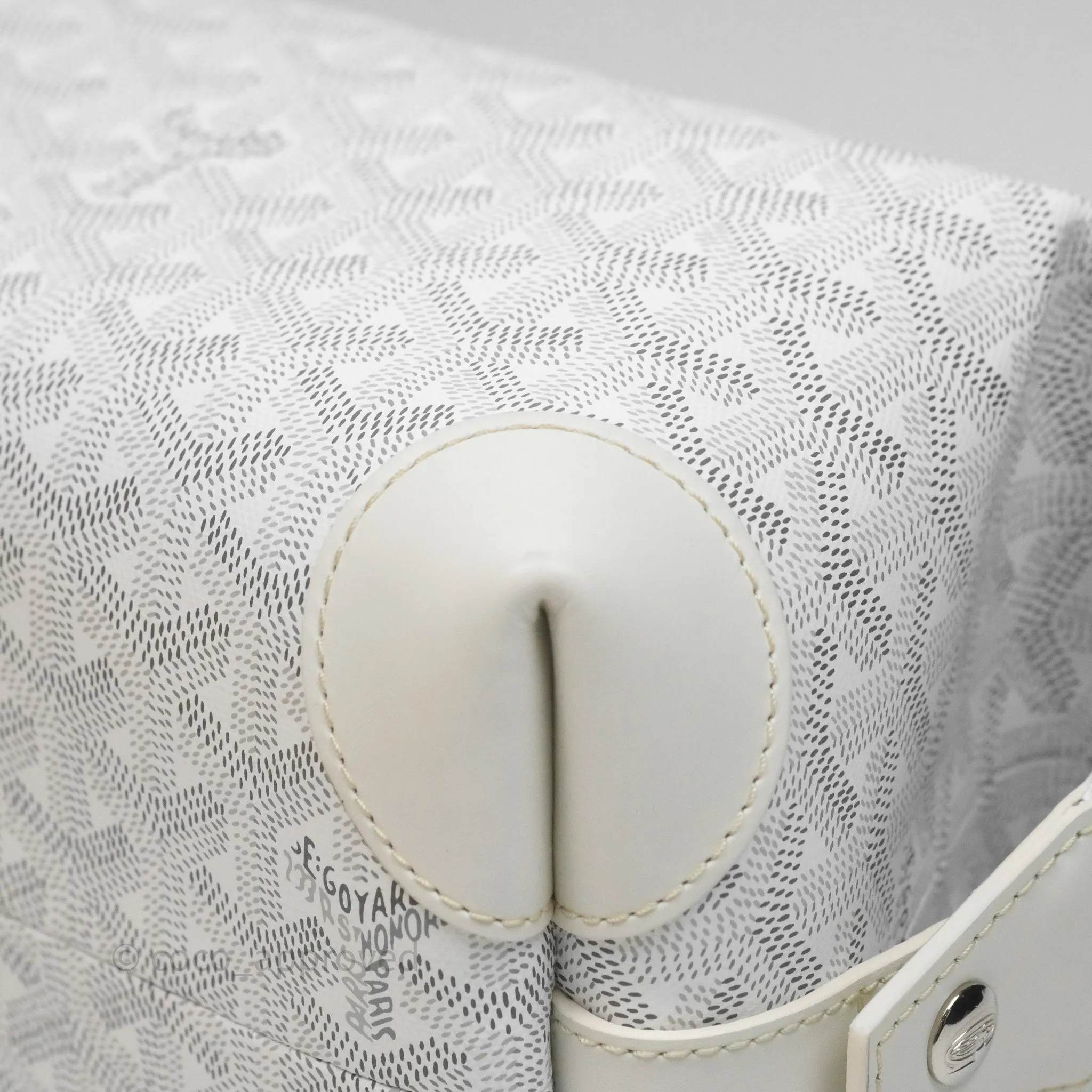 Goyard Bowling 25 Toiletry Bag White Goyardine Canvas