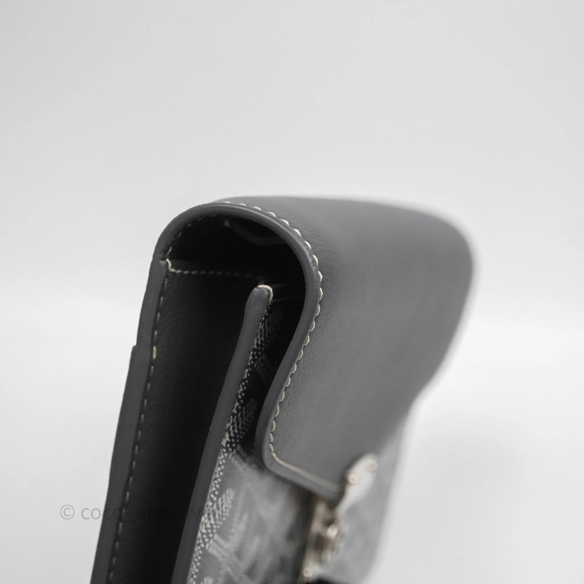Goyard Chypre Wallet Pouch Chevroches Calfskin Grey