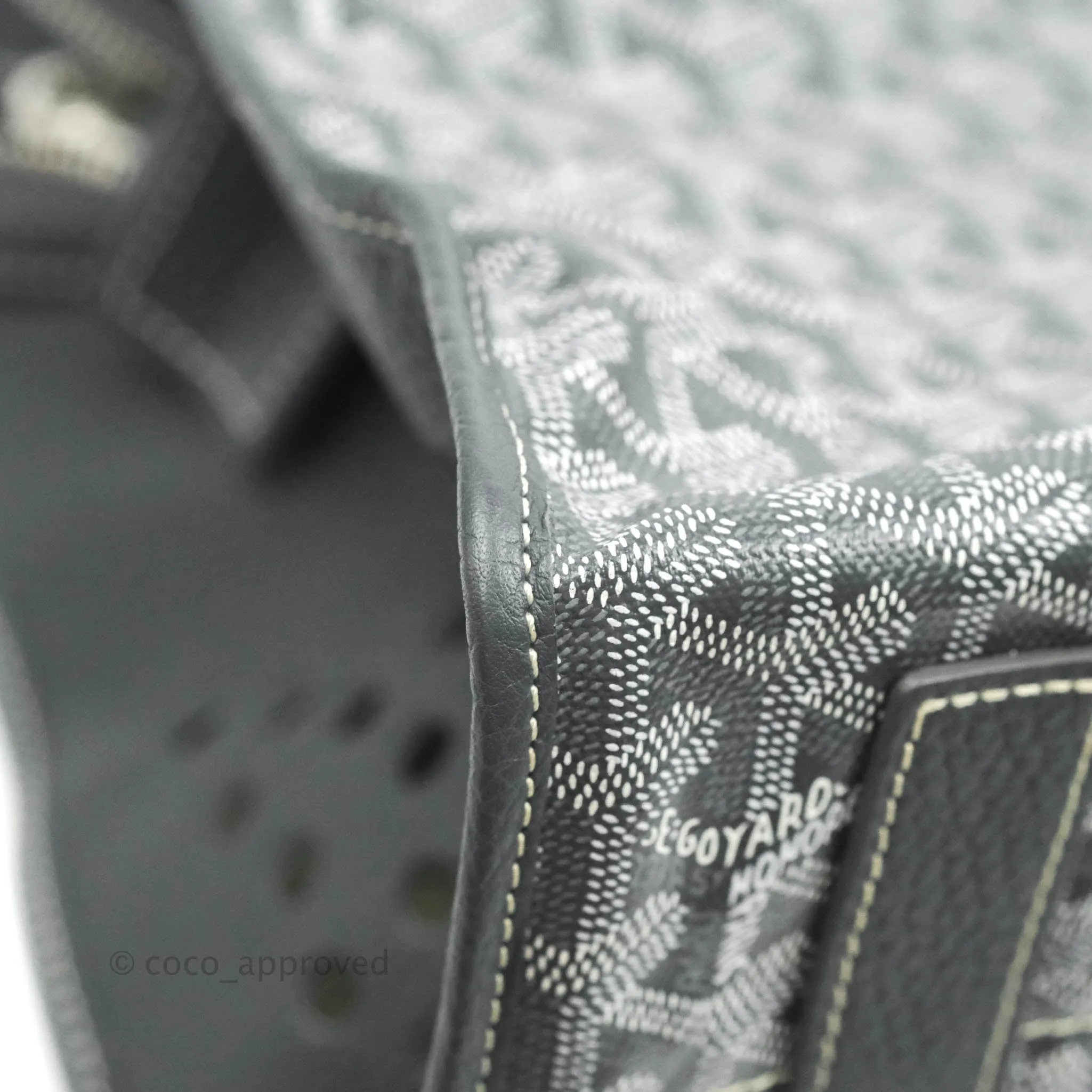 Goyard Goyardine Grey Sac Hardy PM