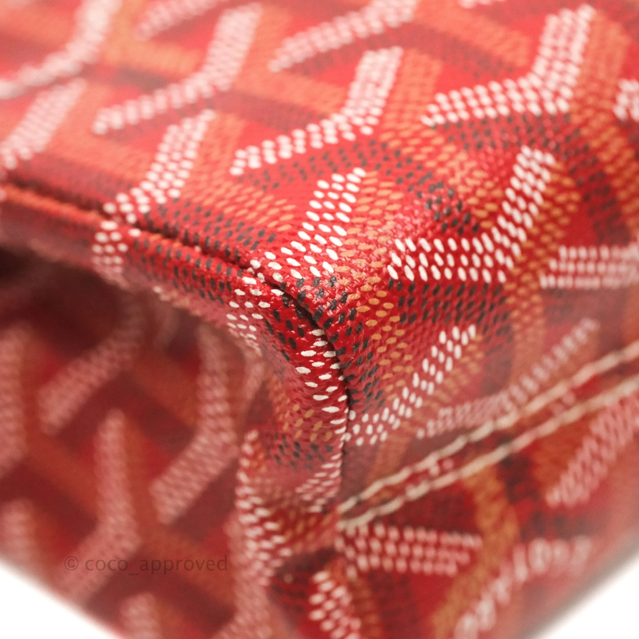 Goyard Goyardine Miroir Toiletry Bag PM Red