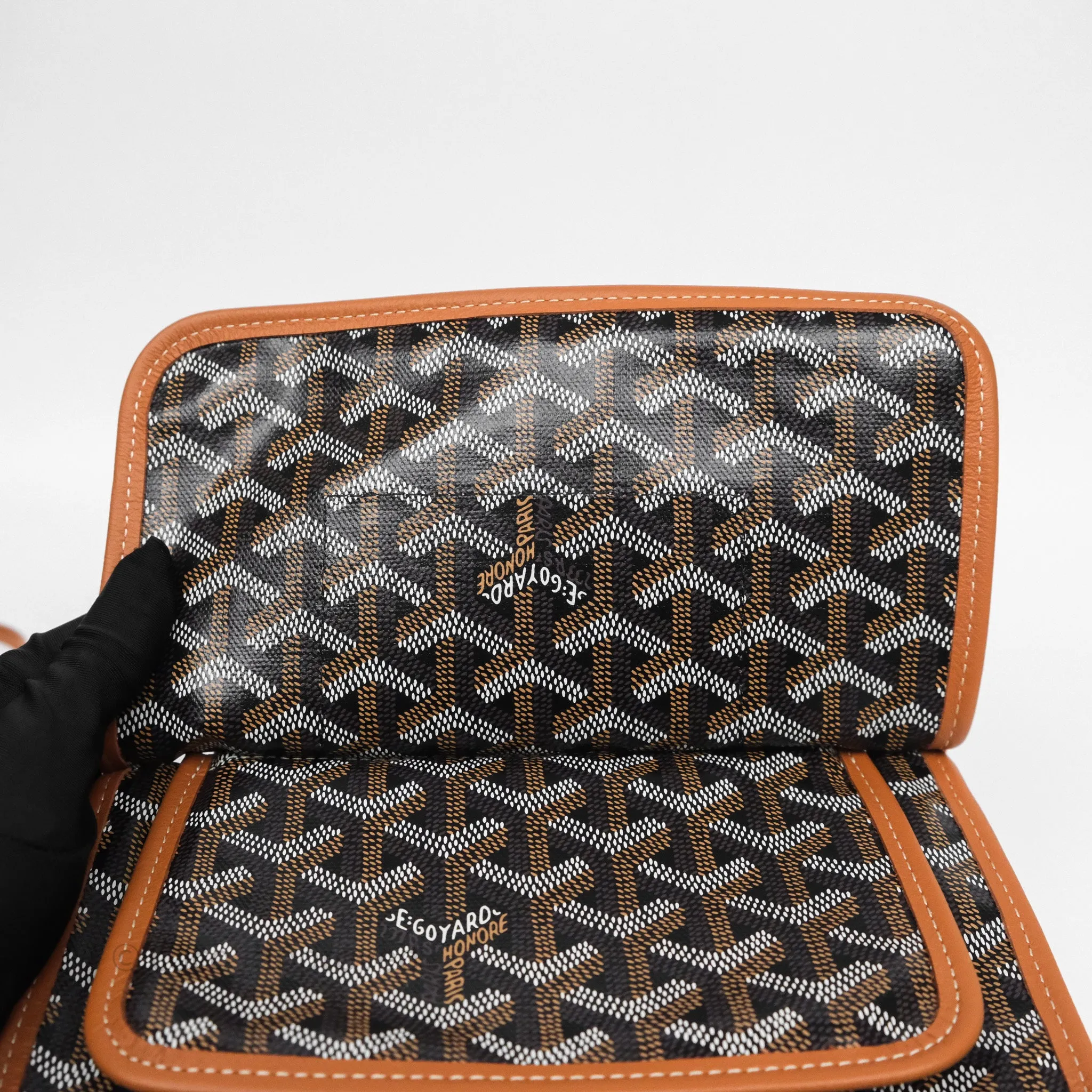 Goyard Plumet Pocket Wallet Tan Black