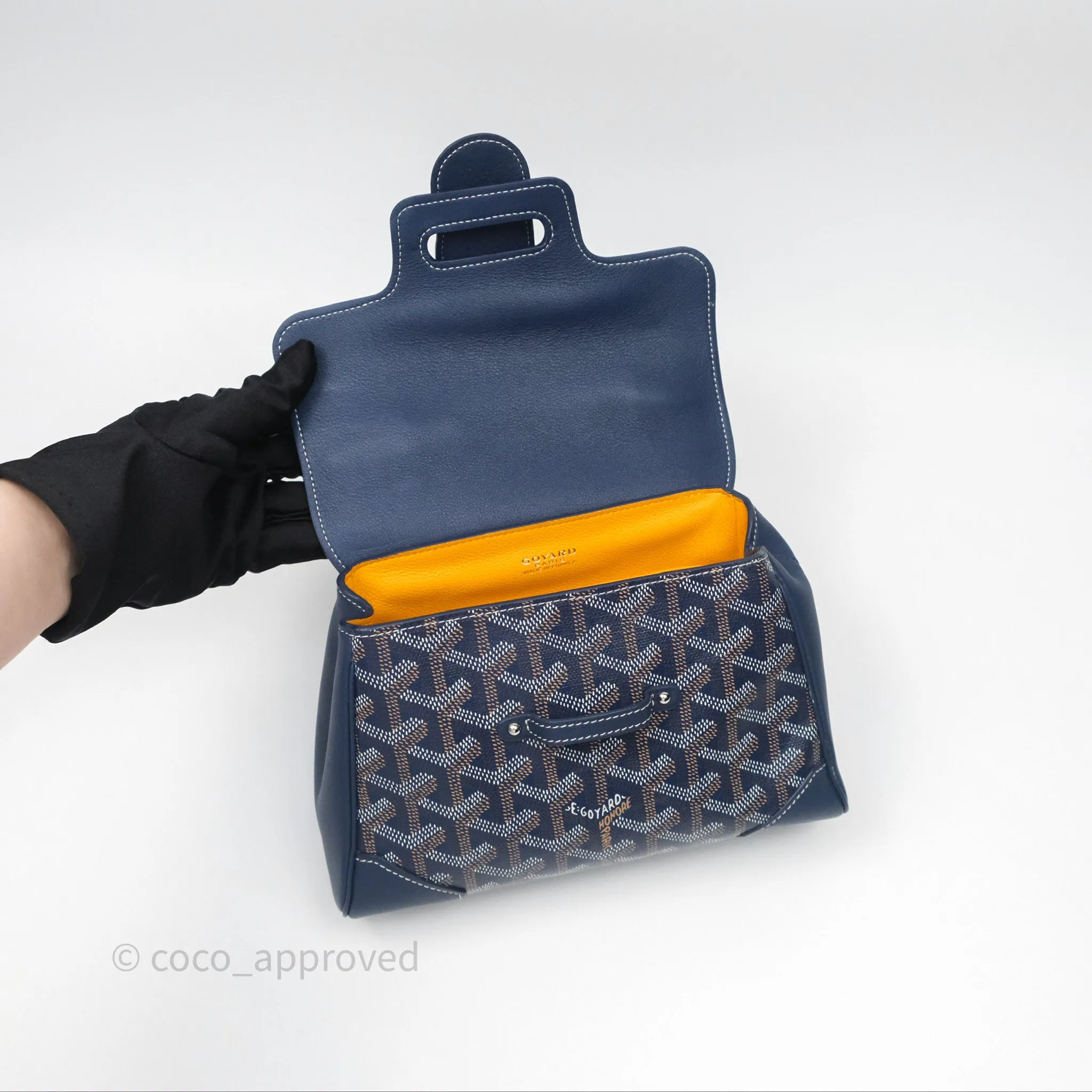 Goyard Sagon Mini Bag Navy Goyardine Canvas/ Chevroches Calfskin