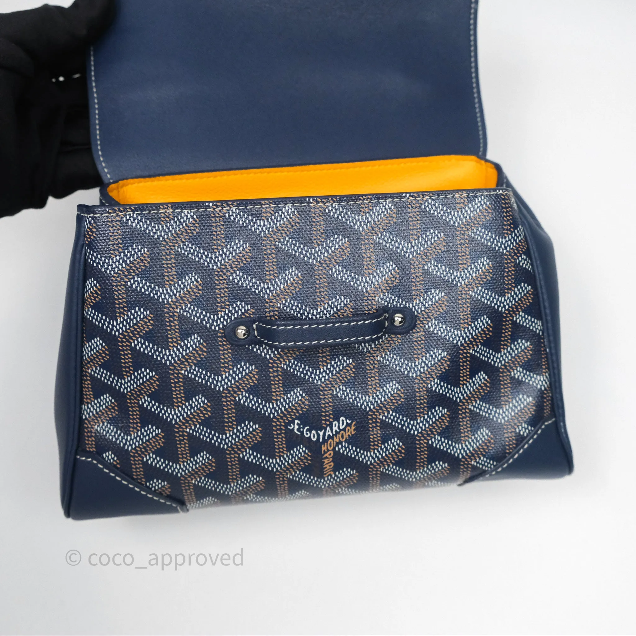 Goyard Sagon Mini Bag Navy Goyardine Canvas/ Chevroches Calfskin