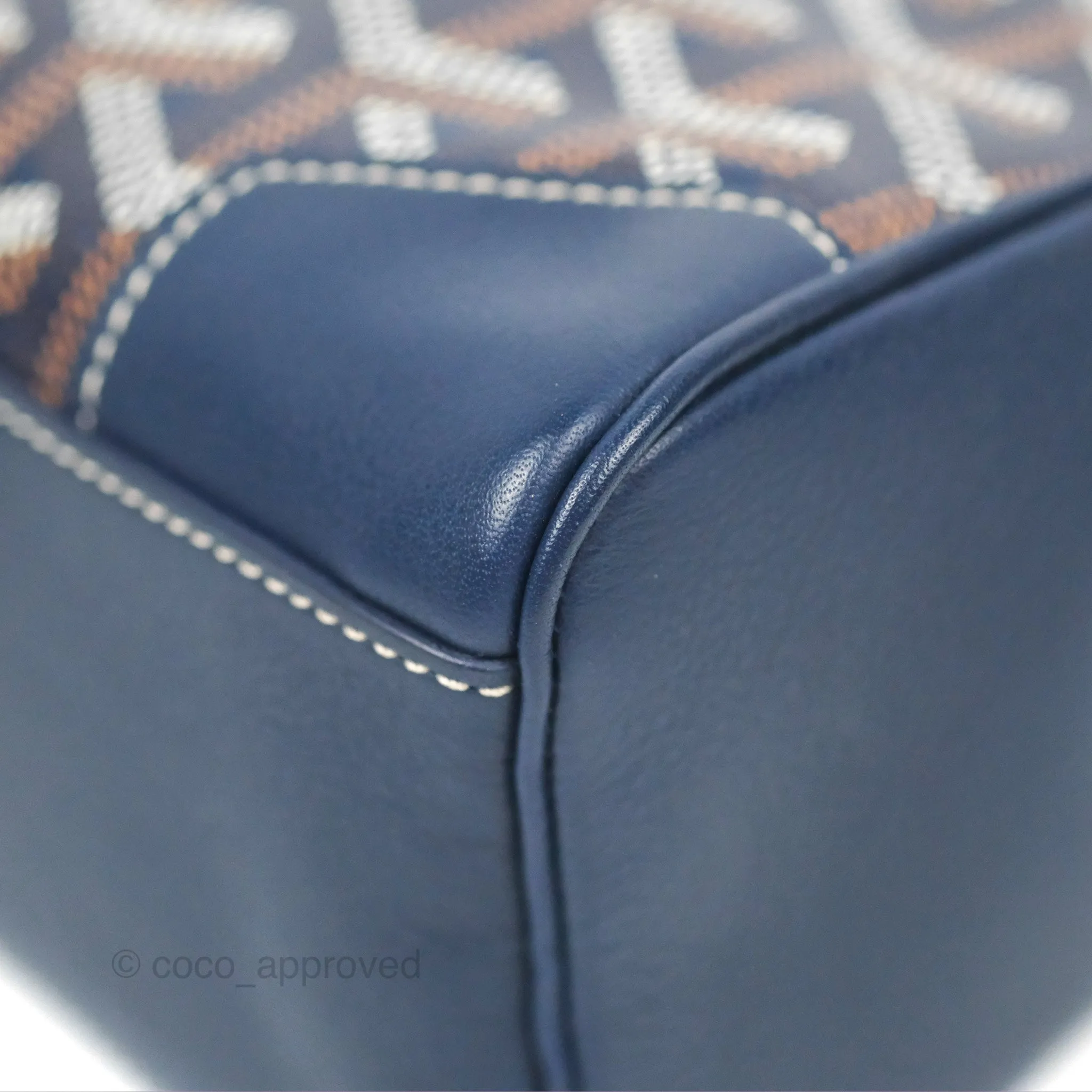 Goyard Sagon Mini Bag Navy Goyardine Canvas/Chevroches Calfskin