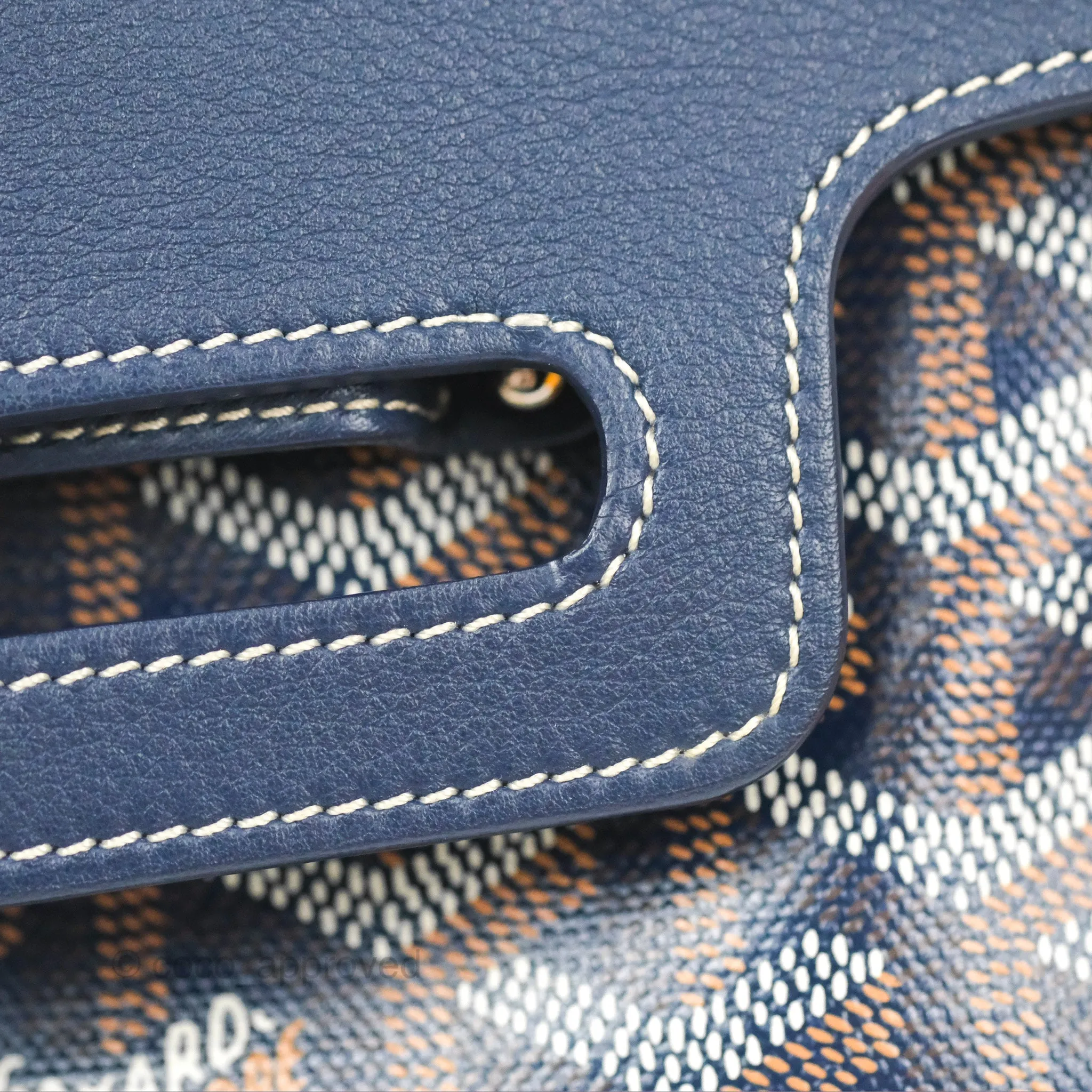 Goyard Sagon Mini Bag Navy Goyardine Canvas/Chevroches Calfskin
