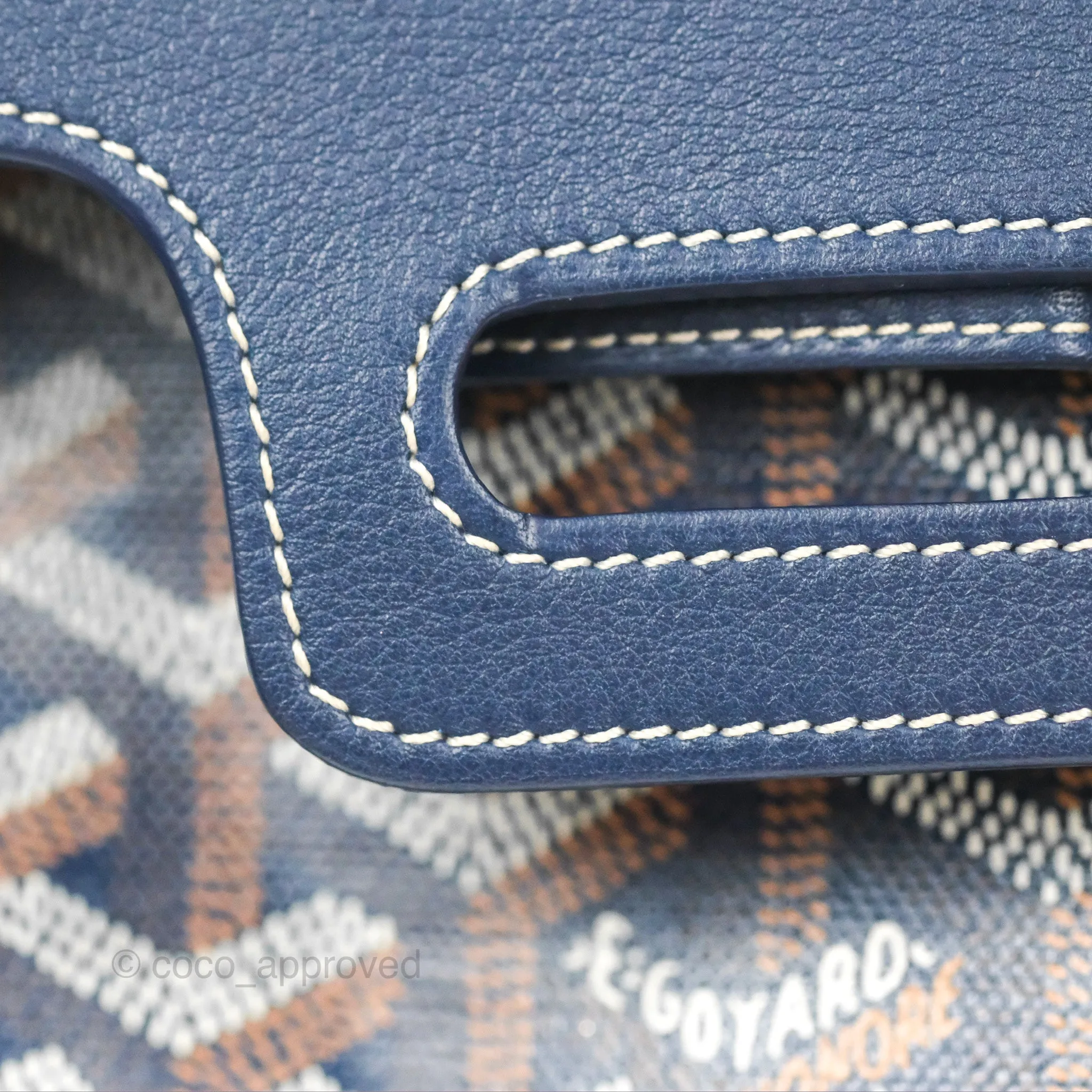 Goyard Sagon Mini Bag Navy Goyardine Canvas/Chevroches Calfskin