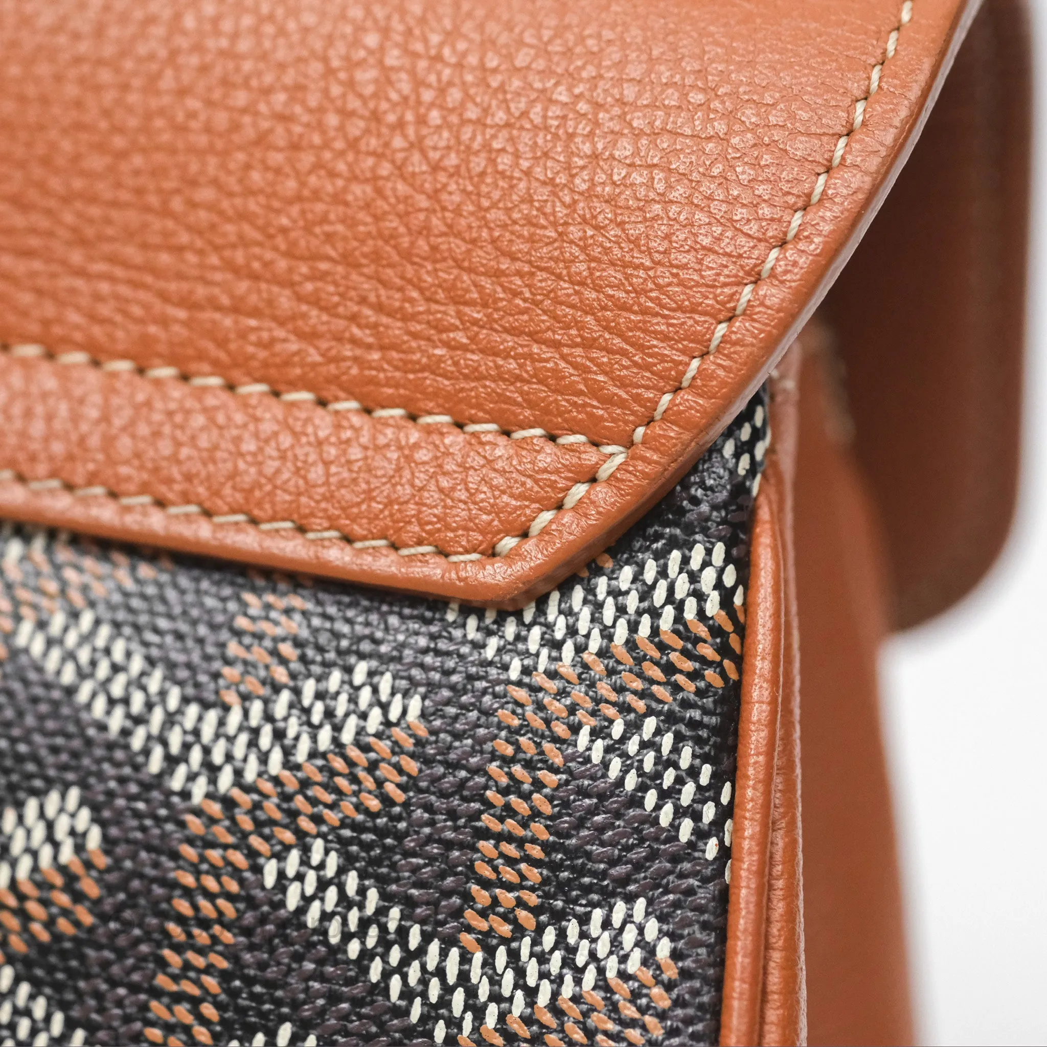 Goyard Sagon Mini Bag Tan Goyardine Canvas/Chevroches Calfskin