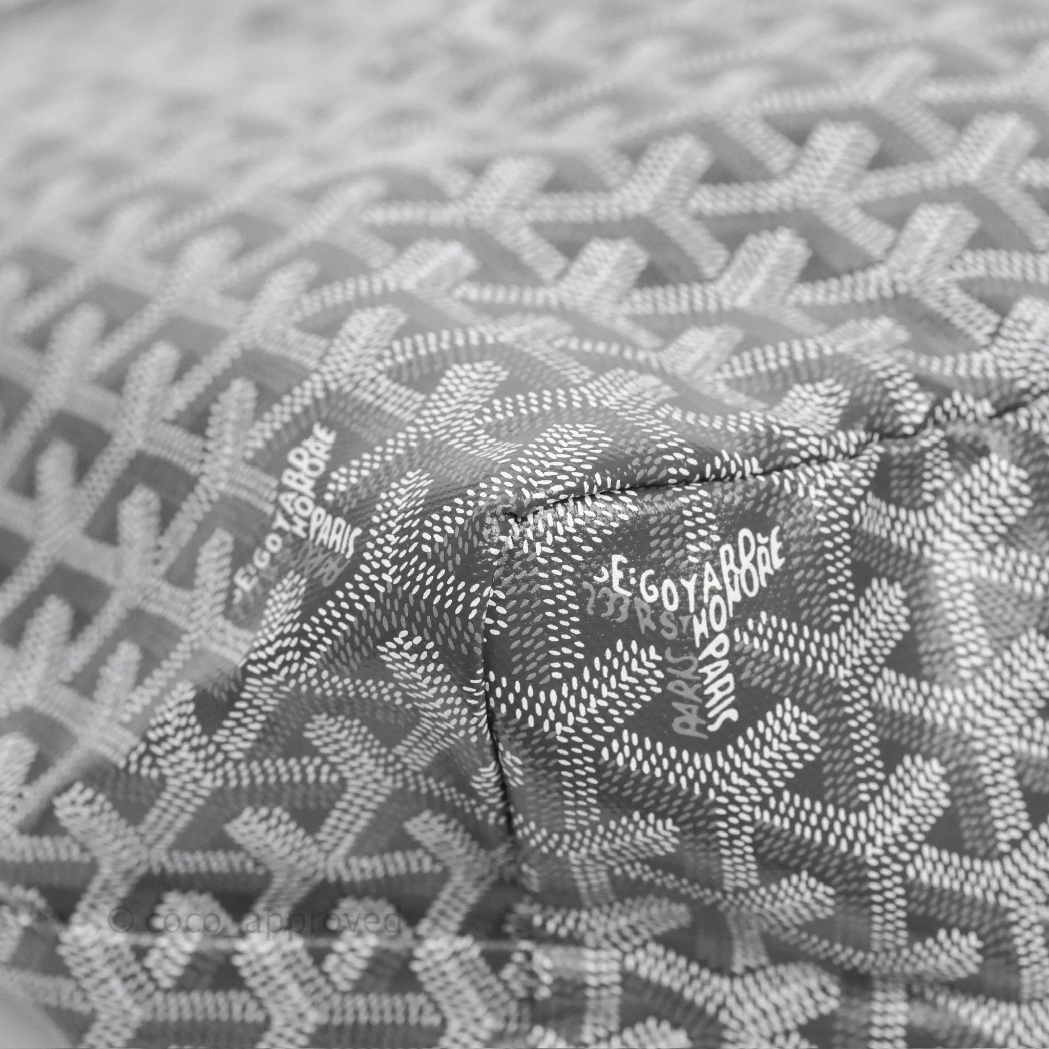 Goyard St Louis Tote PM Grey
