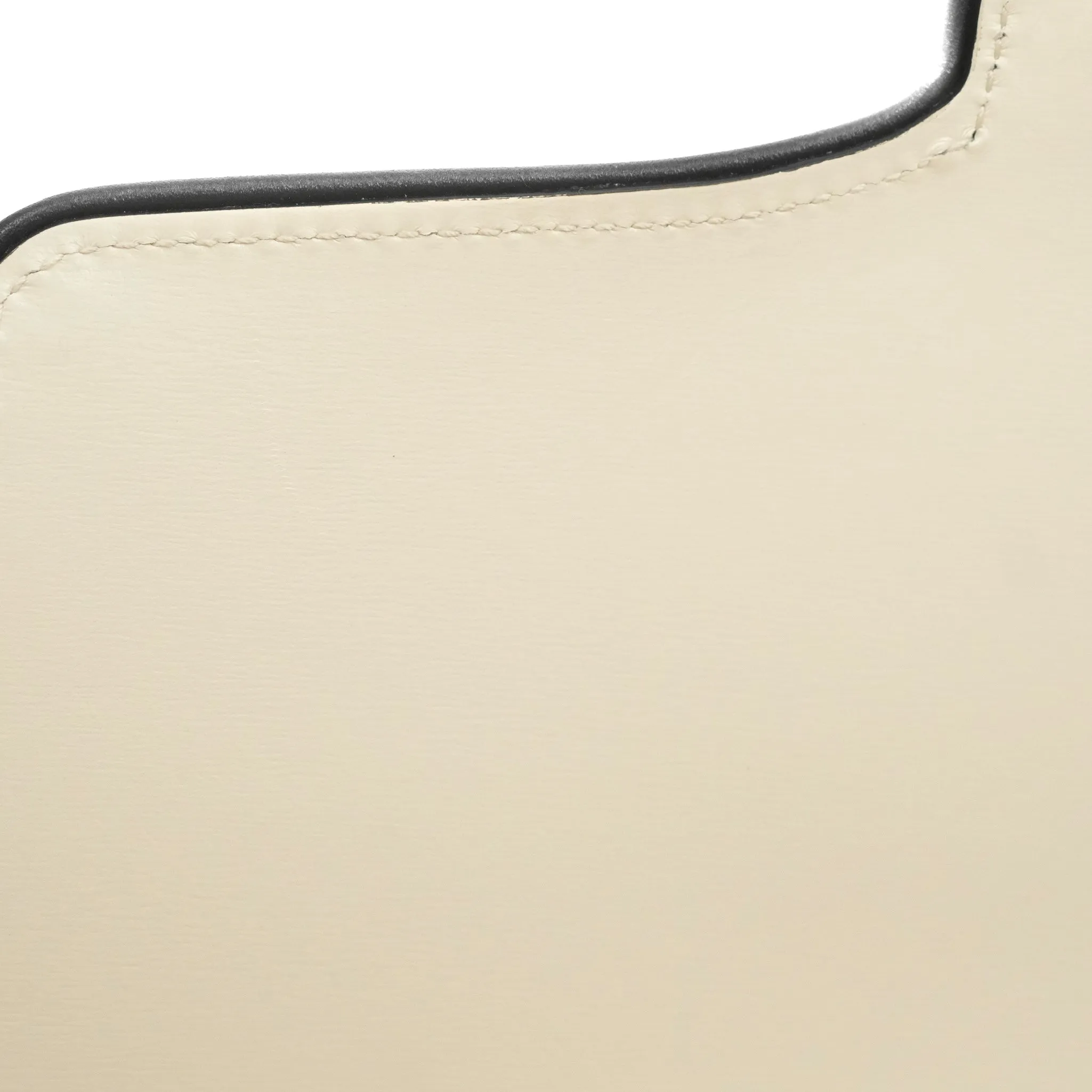 Gucci Calfskin Medium Arli Flap Shoulder Bag White