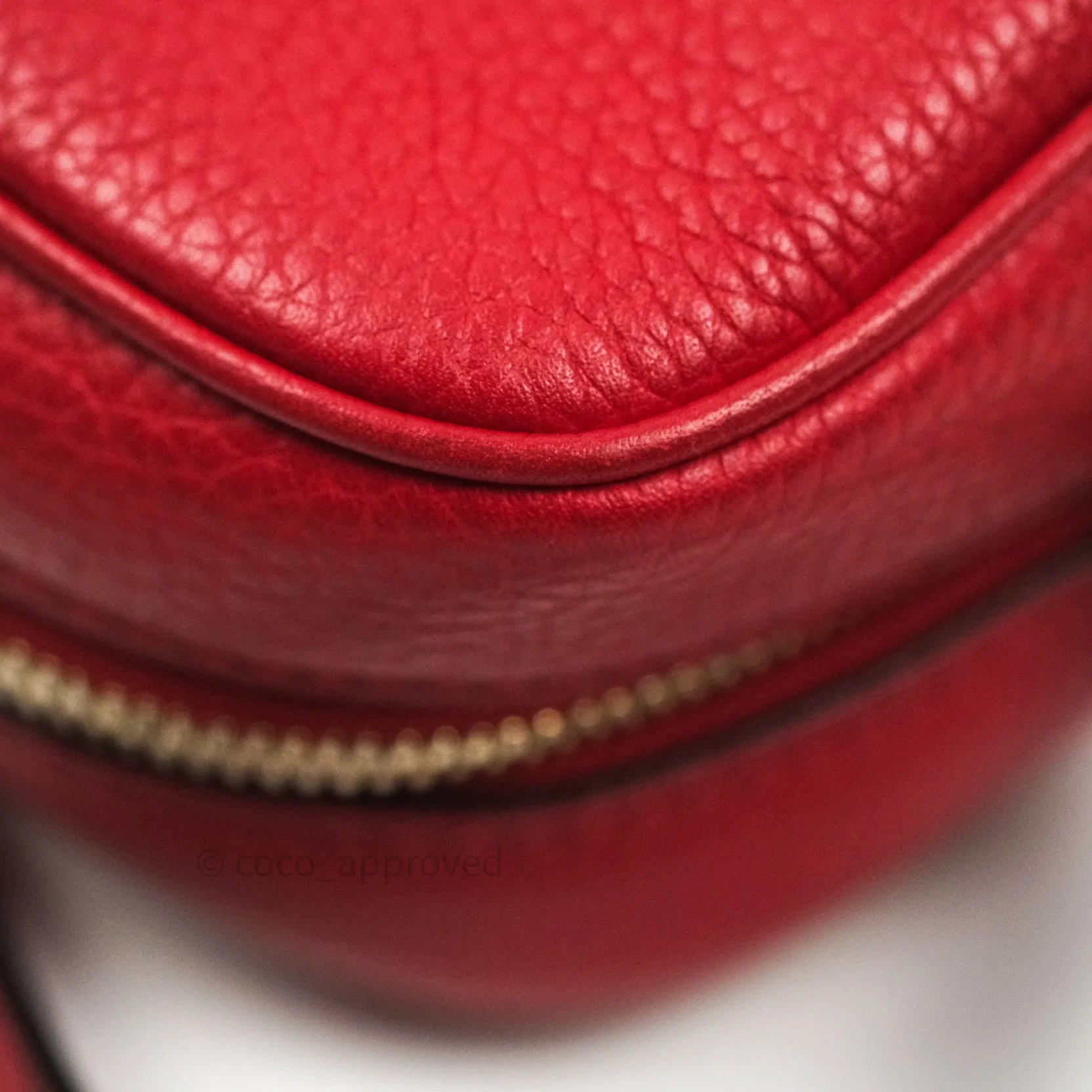 Gucci Calfskin Small Soho Disco Bag Red