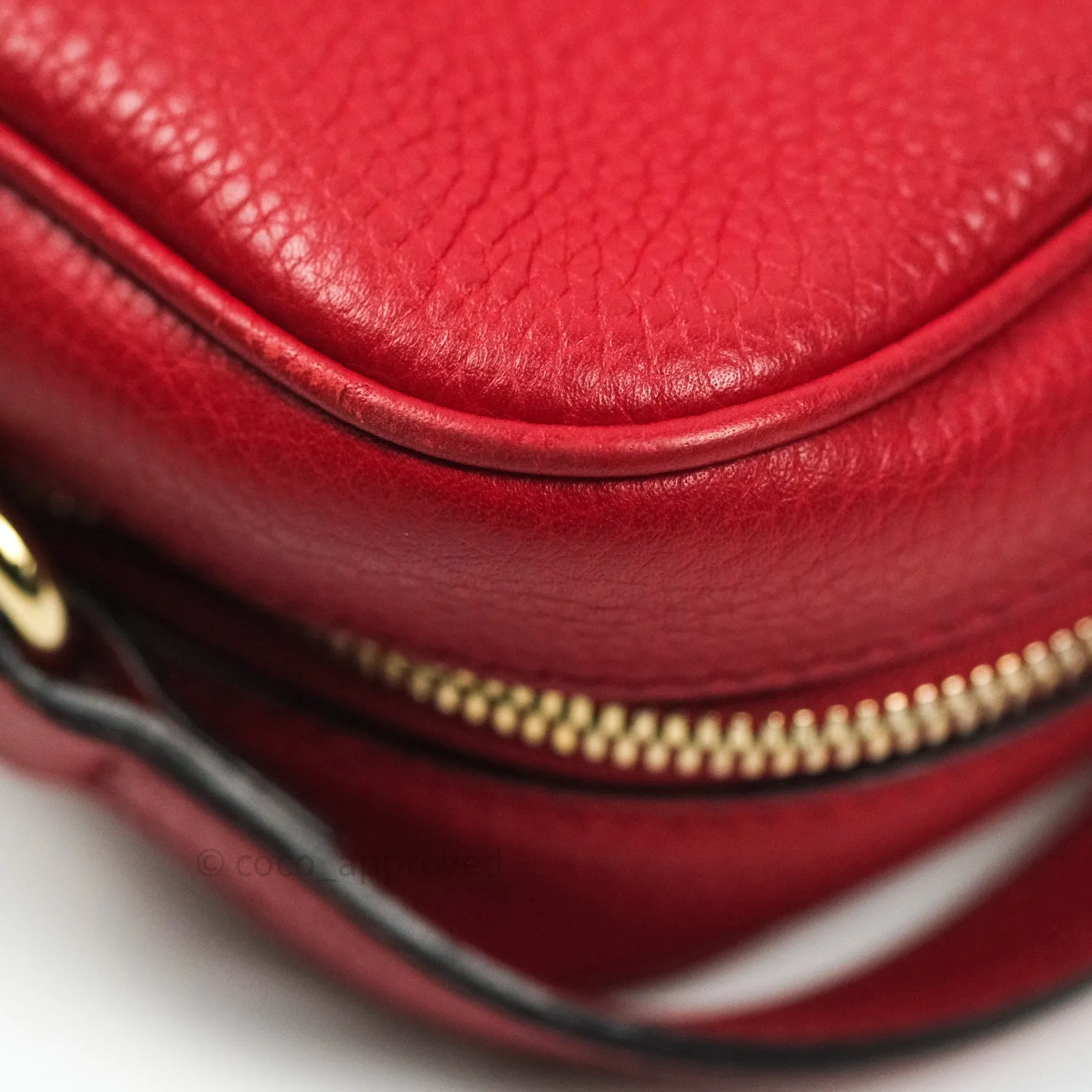Gucci Calfskin Small Soho Disco Bag Red