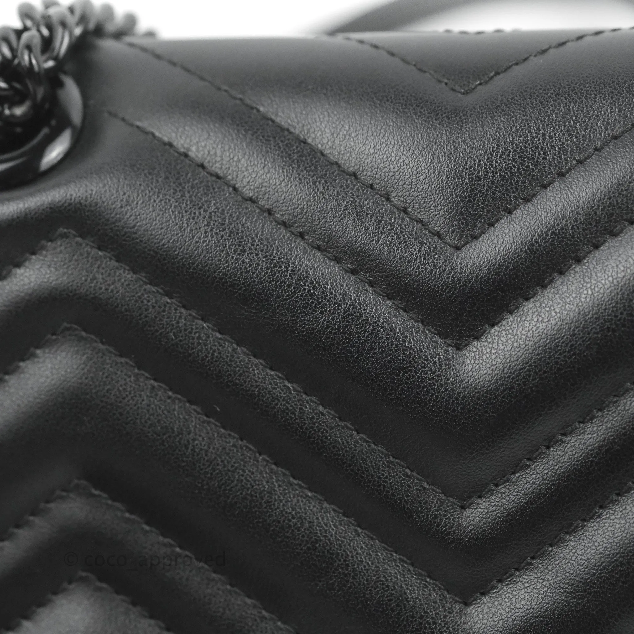 Gucci Chevron GG Marmont Matelass Mini Bag So Black Black Hardware
