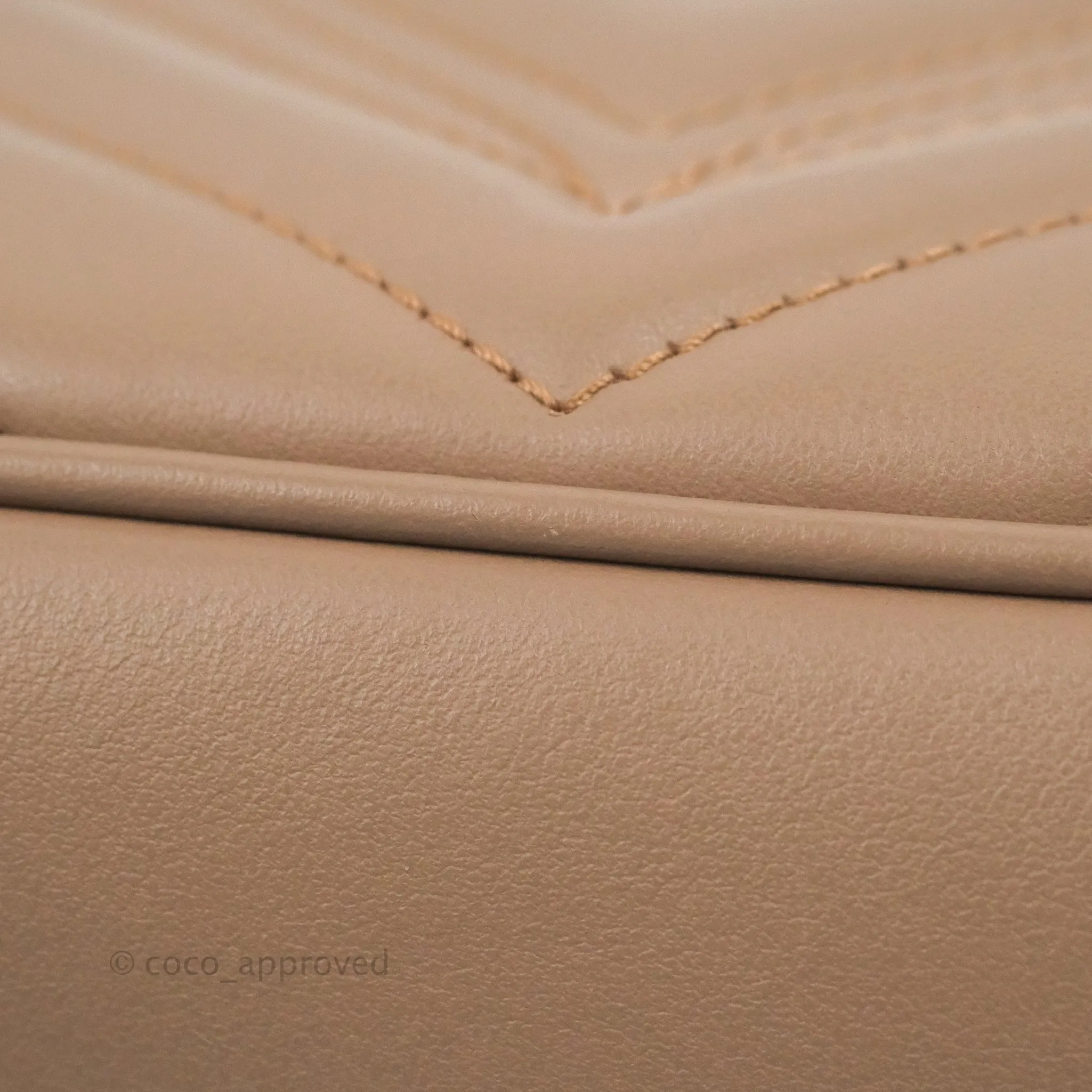 Gucci GG Marmont Matelass Leather Small Bag Dusty Pink
