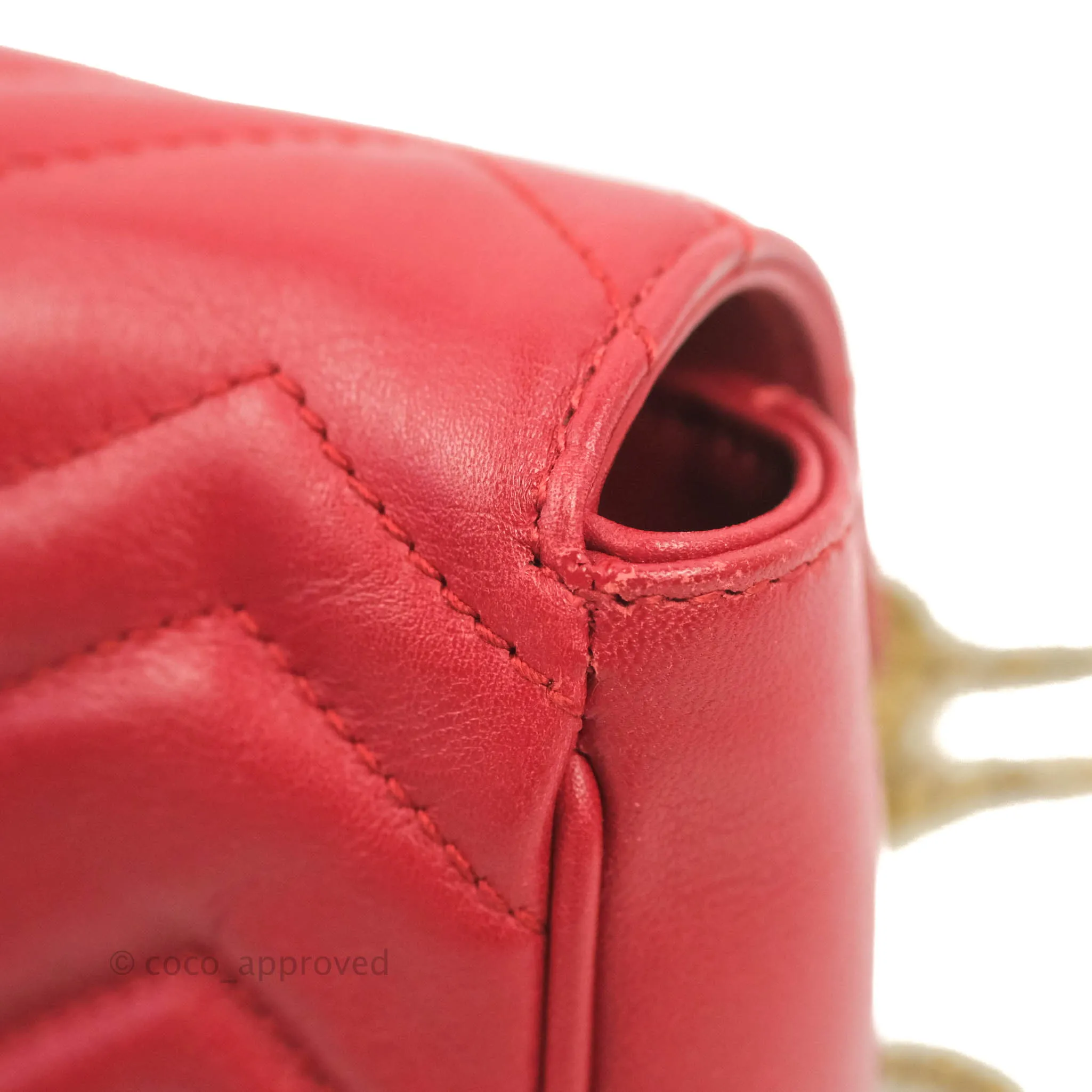Gucci GG Marmont Matelass Leather Super Mini Bag Red