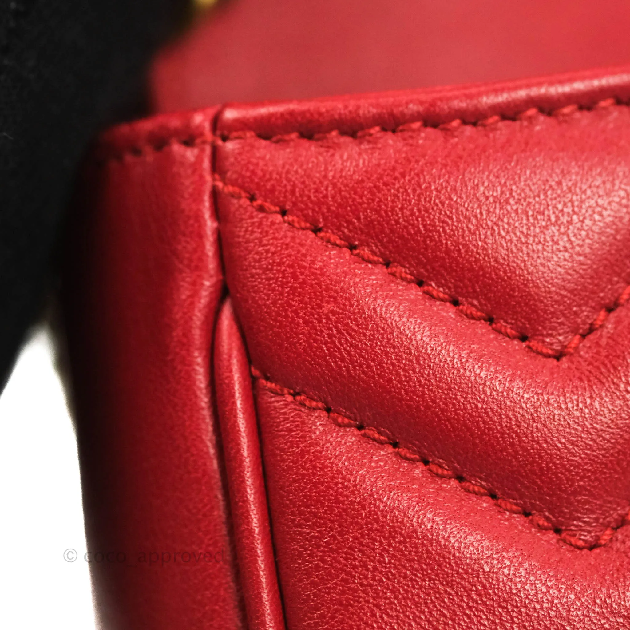Gucci GG Marmont Matelass Leather Super Mini Bag Red
