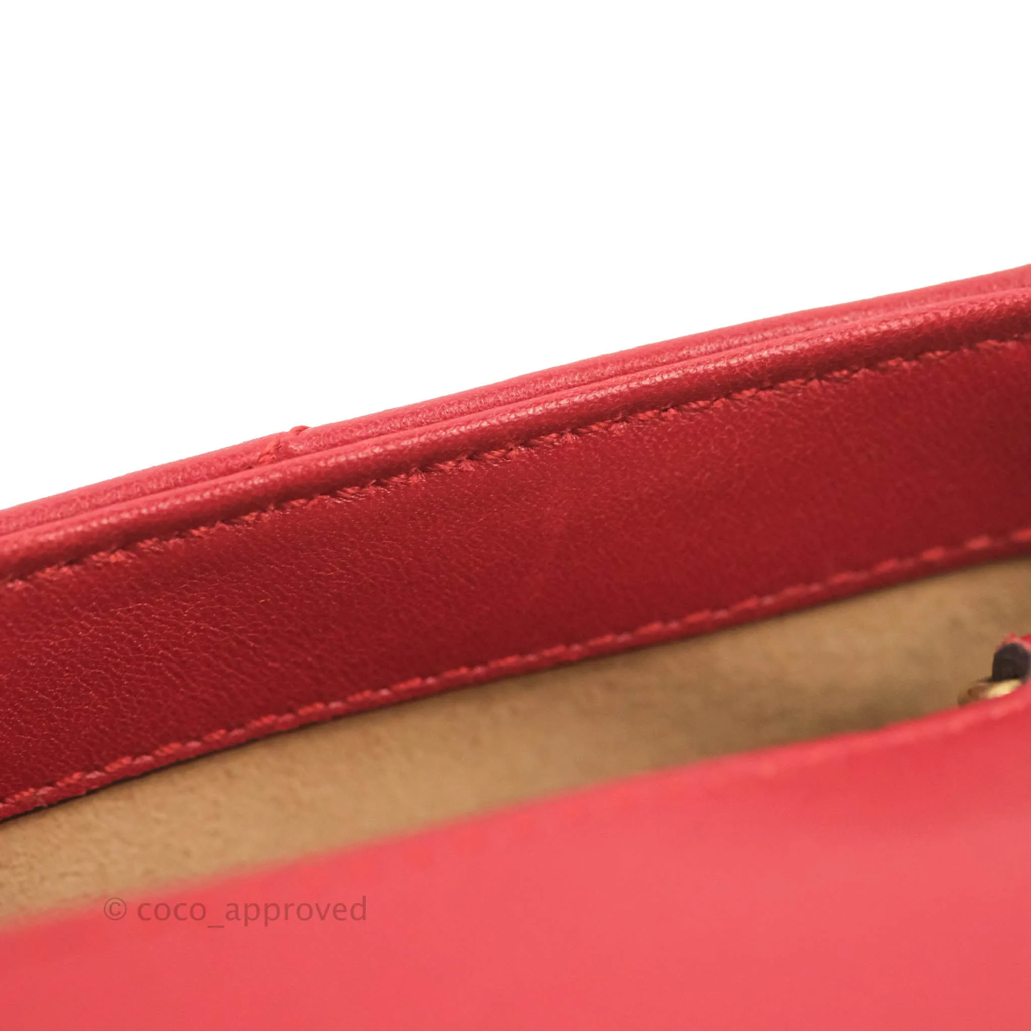 Gucci GG Marmont Matelass Leather Super Mini Bag Red