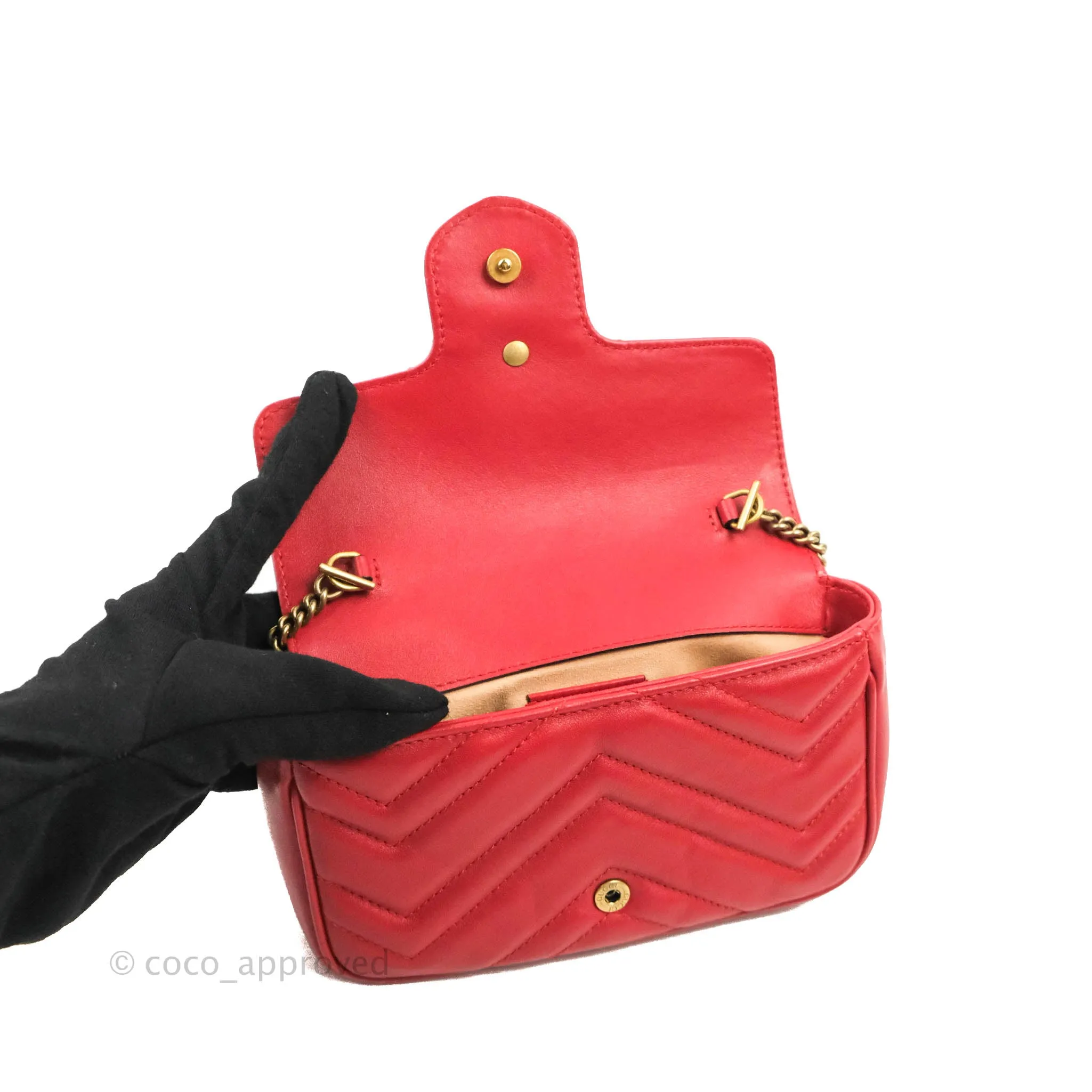 Gucci GG Marmont Matelass Leather Super Mini Bag Red