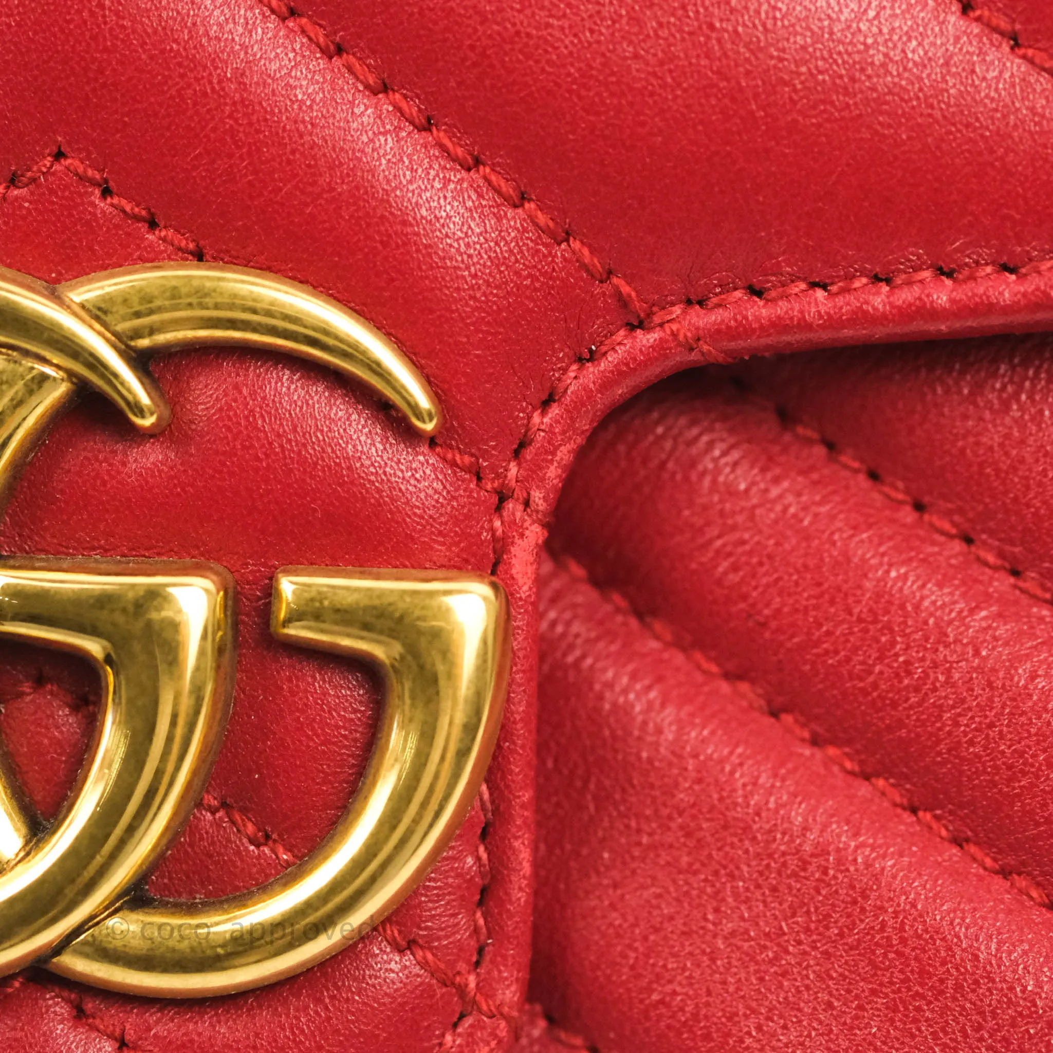 Gucci GG Marmont Matelass Leather Super Mini Bag Red