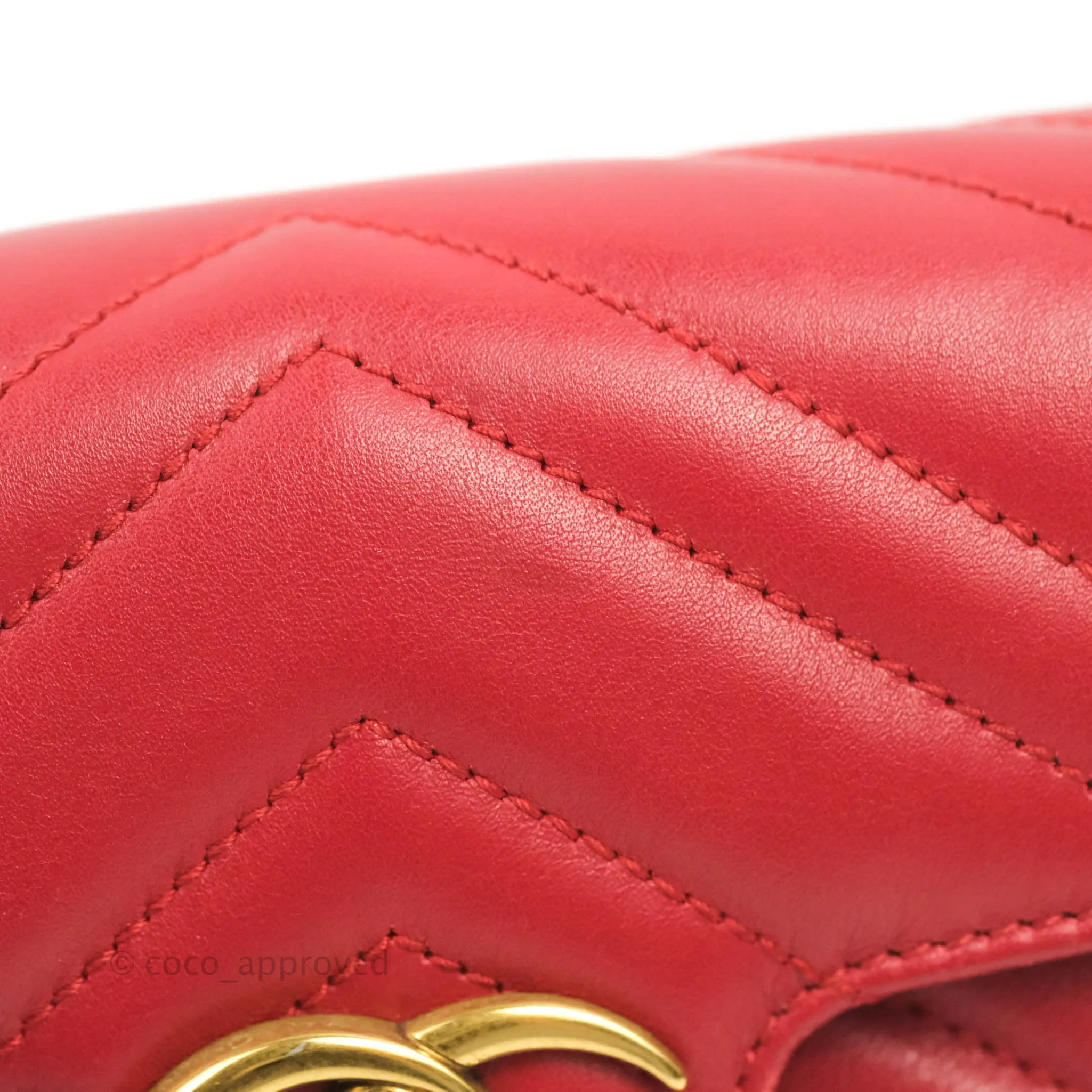 Gucci GG Marmont Matelass Leather Super Mini Bag Red