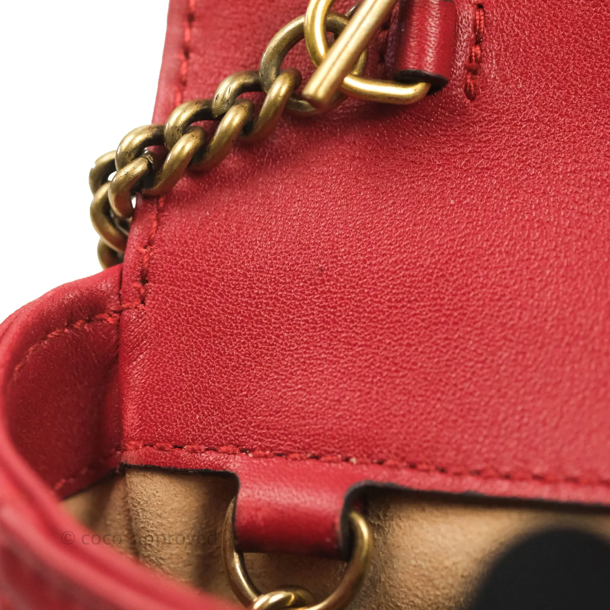 Gucci GG Marmont Matelass Leather Super Mini Bag Red