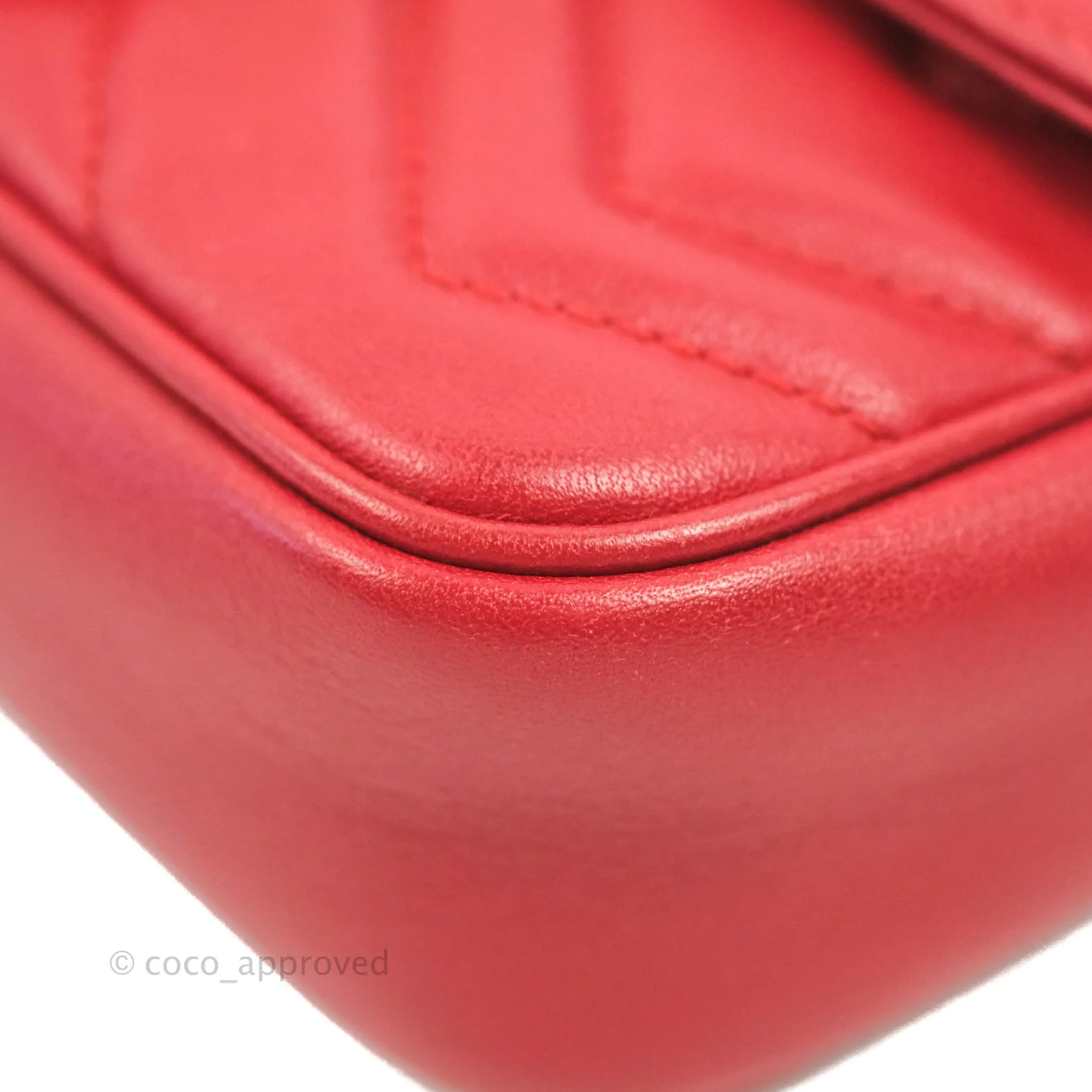 Gucci GG Marmont Matelass Leather Super Mini Bag Red