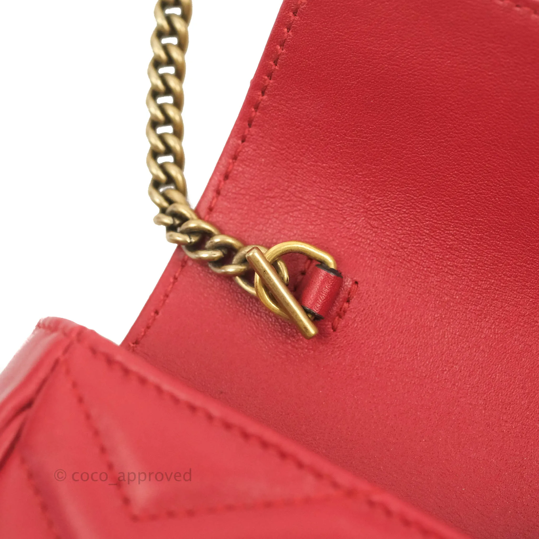 Gucci GG Marmont Matelass Leather Super Mini Bag Red