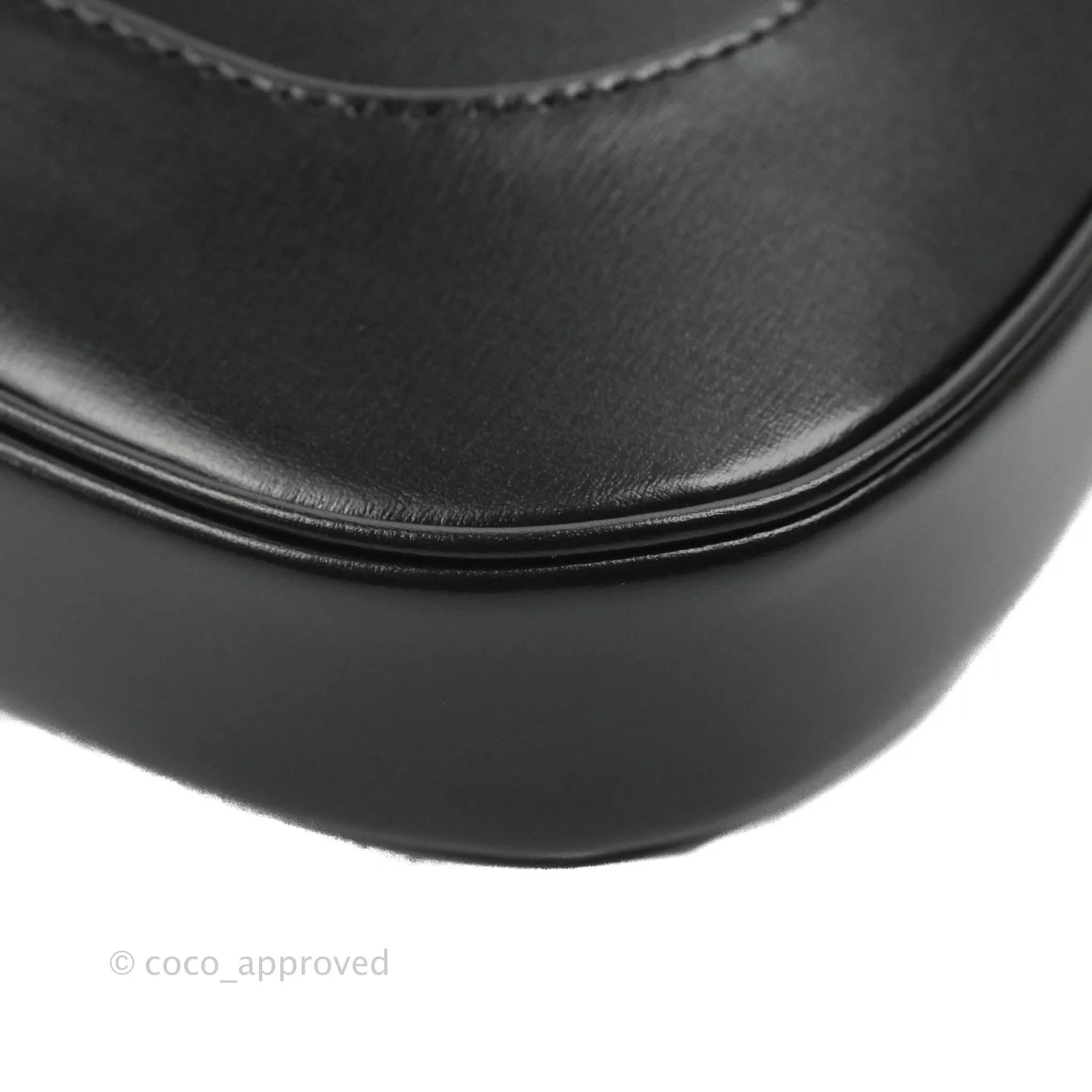 Gucci Jackie 1961 Black Small Shoulder Bag Gold Hardware