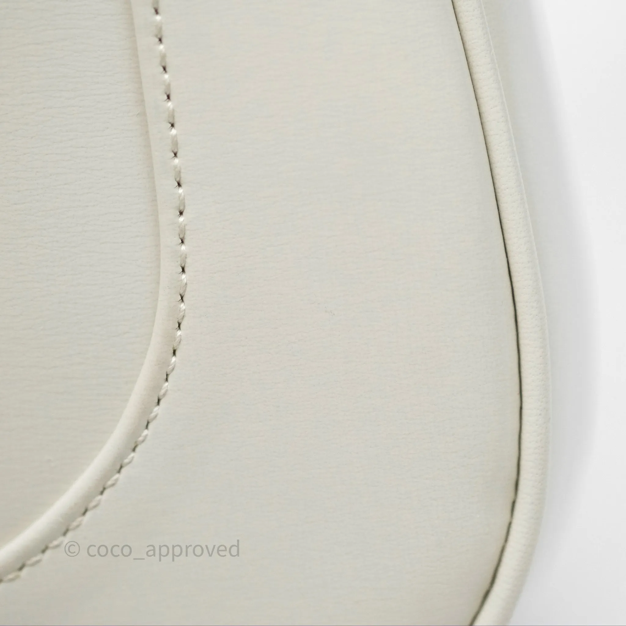 Gucci Jackie 1961 White Small Shoulder Bag Gold Hardware