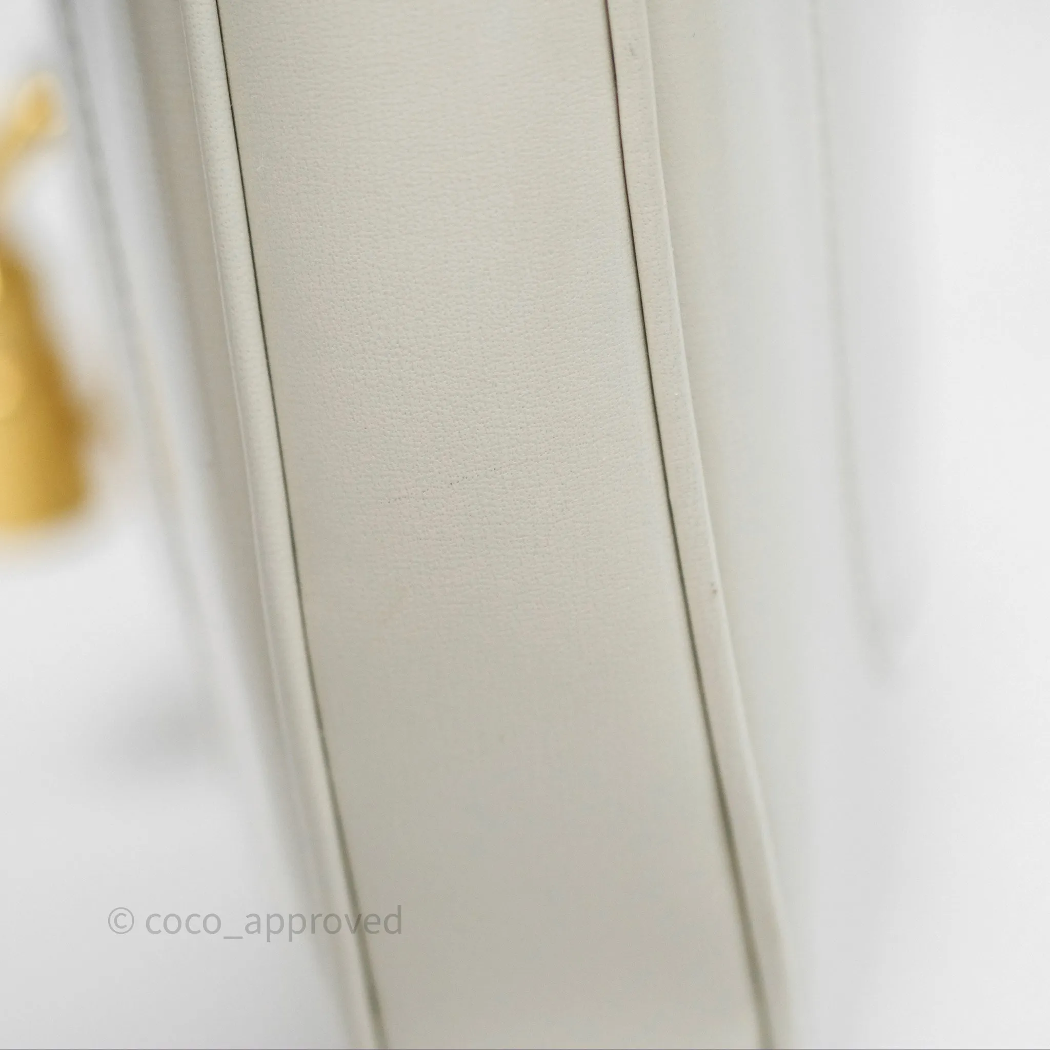 Gucci Jackie 1961 White Small Shoulder Bag Gold Hardware