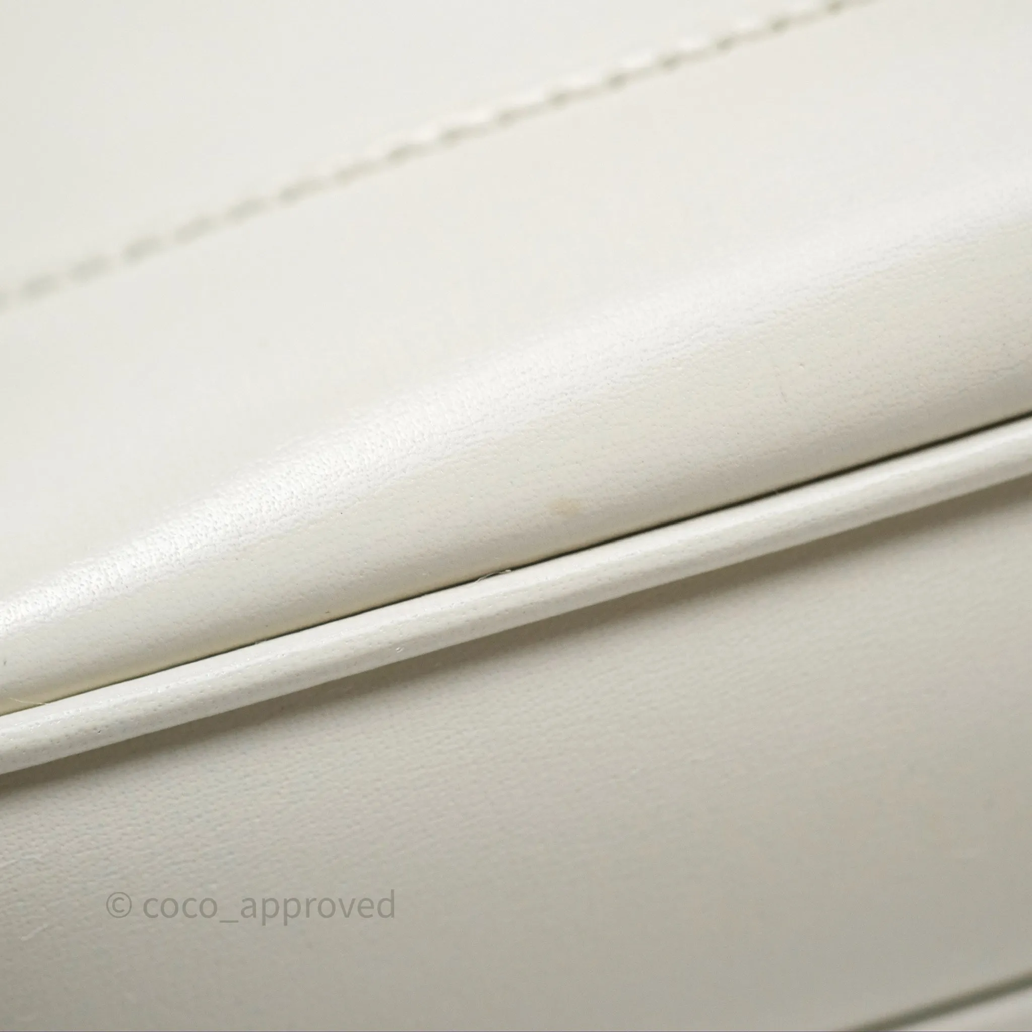 Gucci Jackie 1961 White Small Shoulder Bag Gold Hardware
