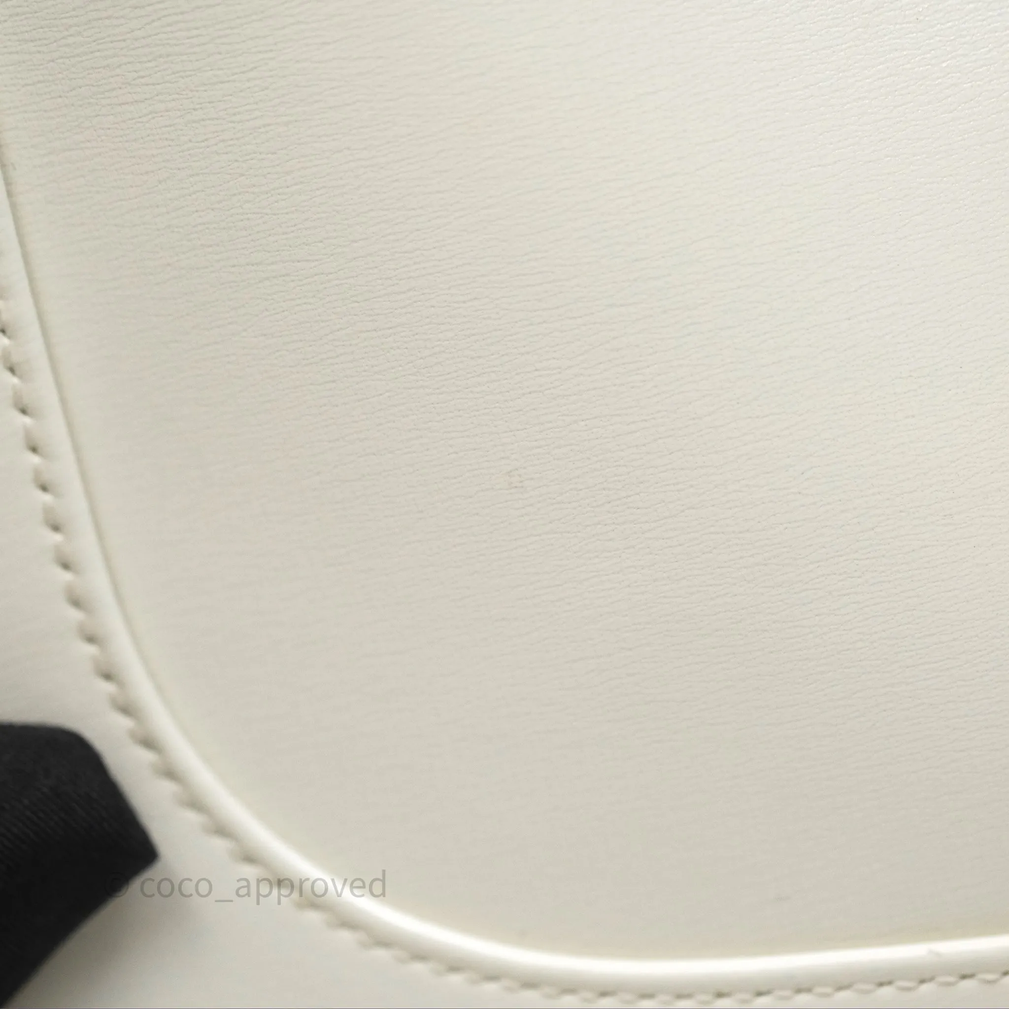 Gucci Jackie 1961 White Small Shoulder Bag Gold Hardware