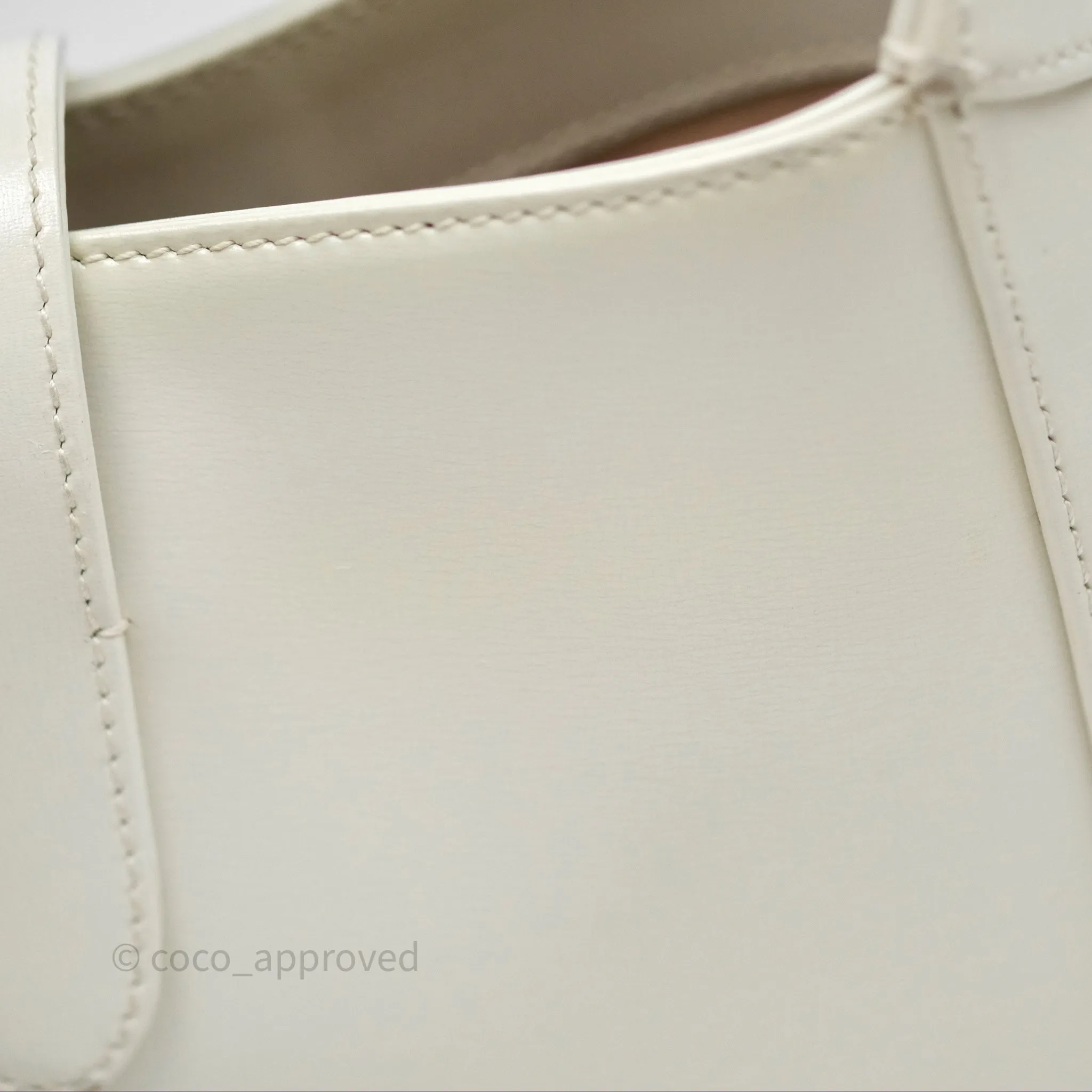 Gucci Jackie 1961 White Small Shoulder Bag Gold Hardware