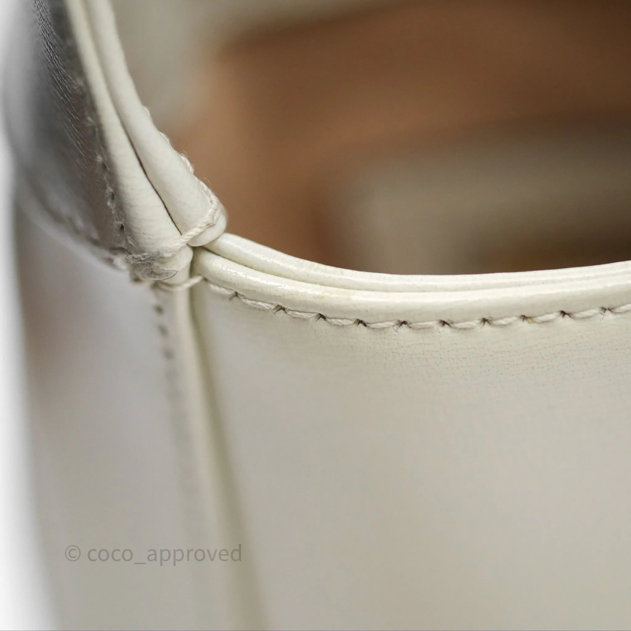 Gucci Jackie 1961 White Small Shoulder Bag Gold Hardware