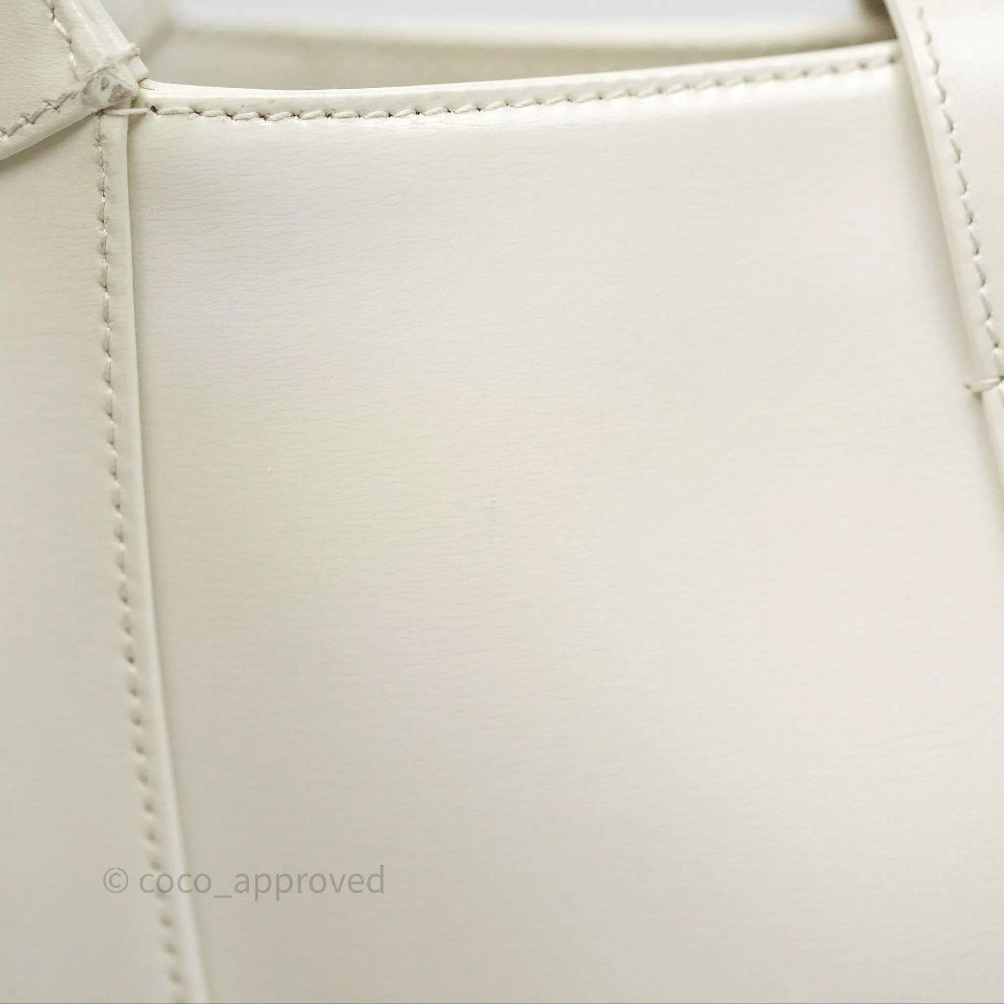 Gucci Jackie 1961 White Small Shoulder Bag Gold Hardware