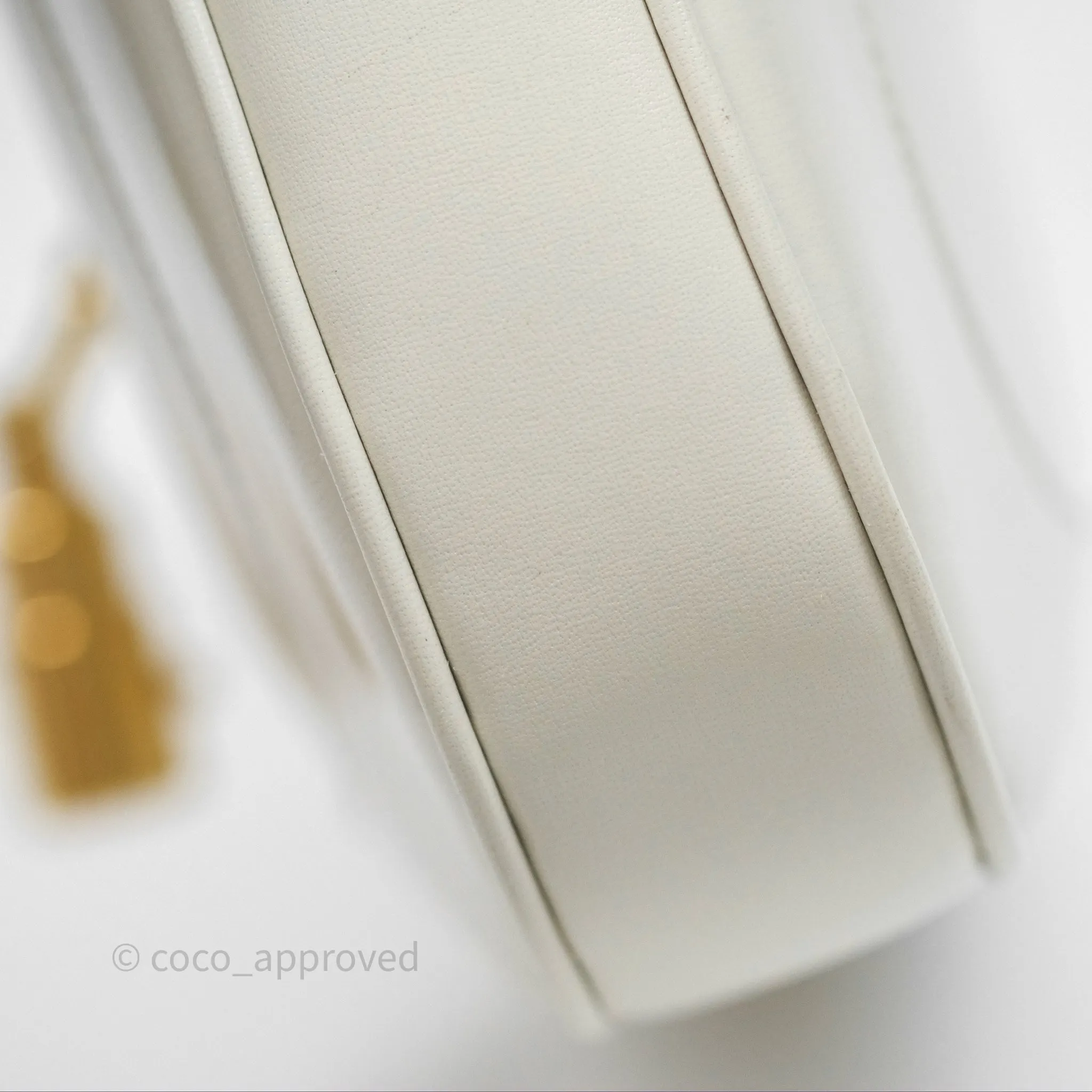 Gucci Jackie 1961 White Small Shoulder Bag Gold Hardware