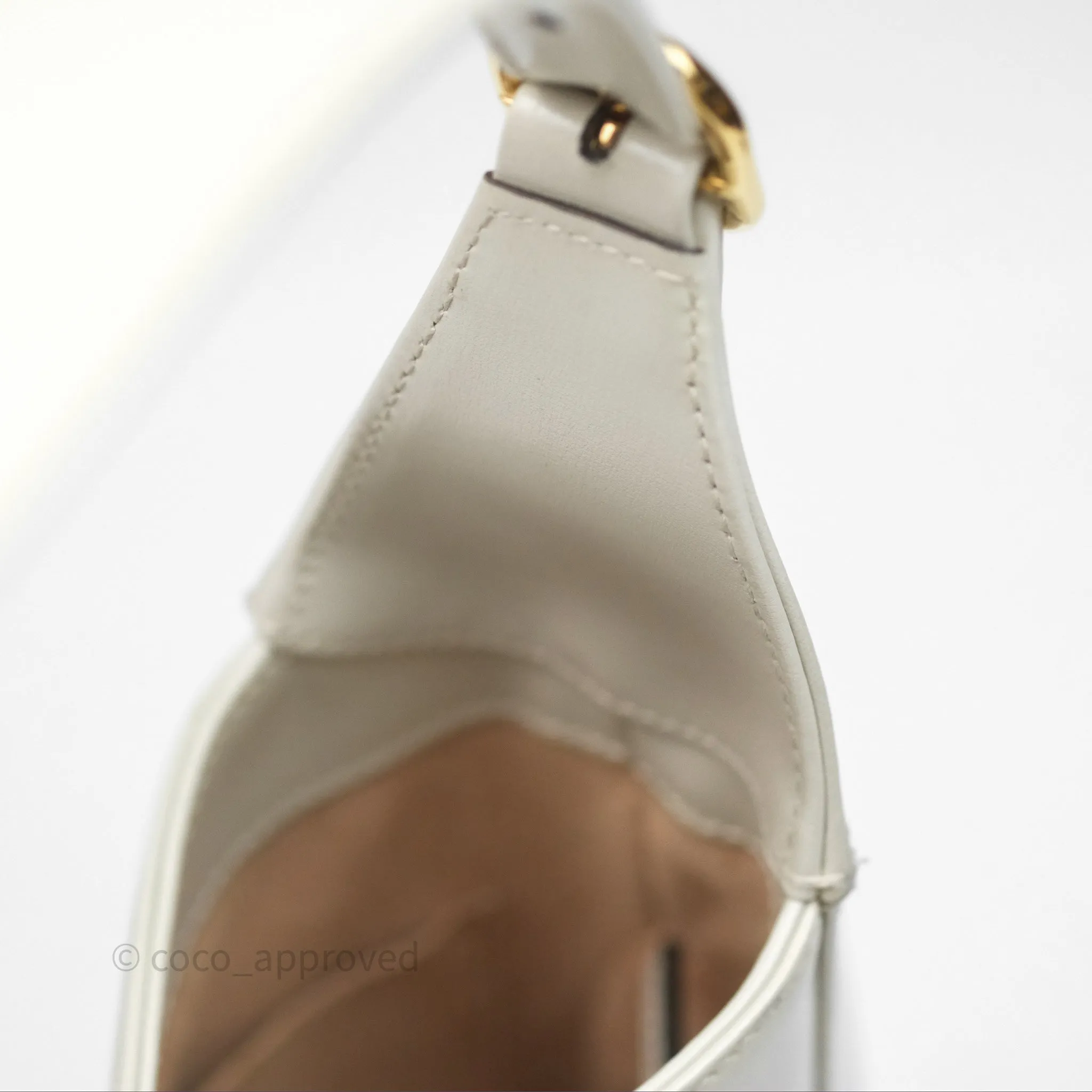 Gucci Jackie 1961 White Small Shoulder Bag Gold Hardware