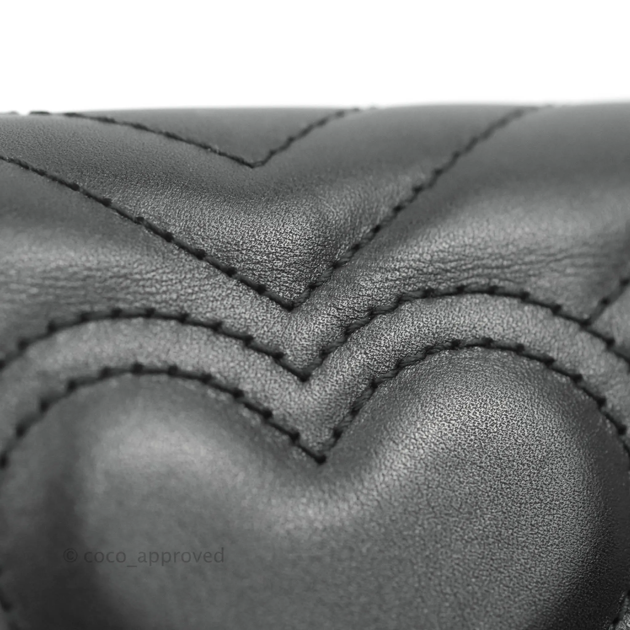 Gucci Matelasse GG Marmont Mini Bag Black Calfskin Gold Hardware